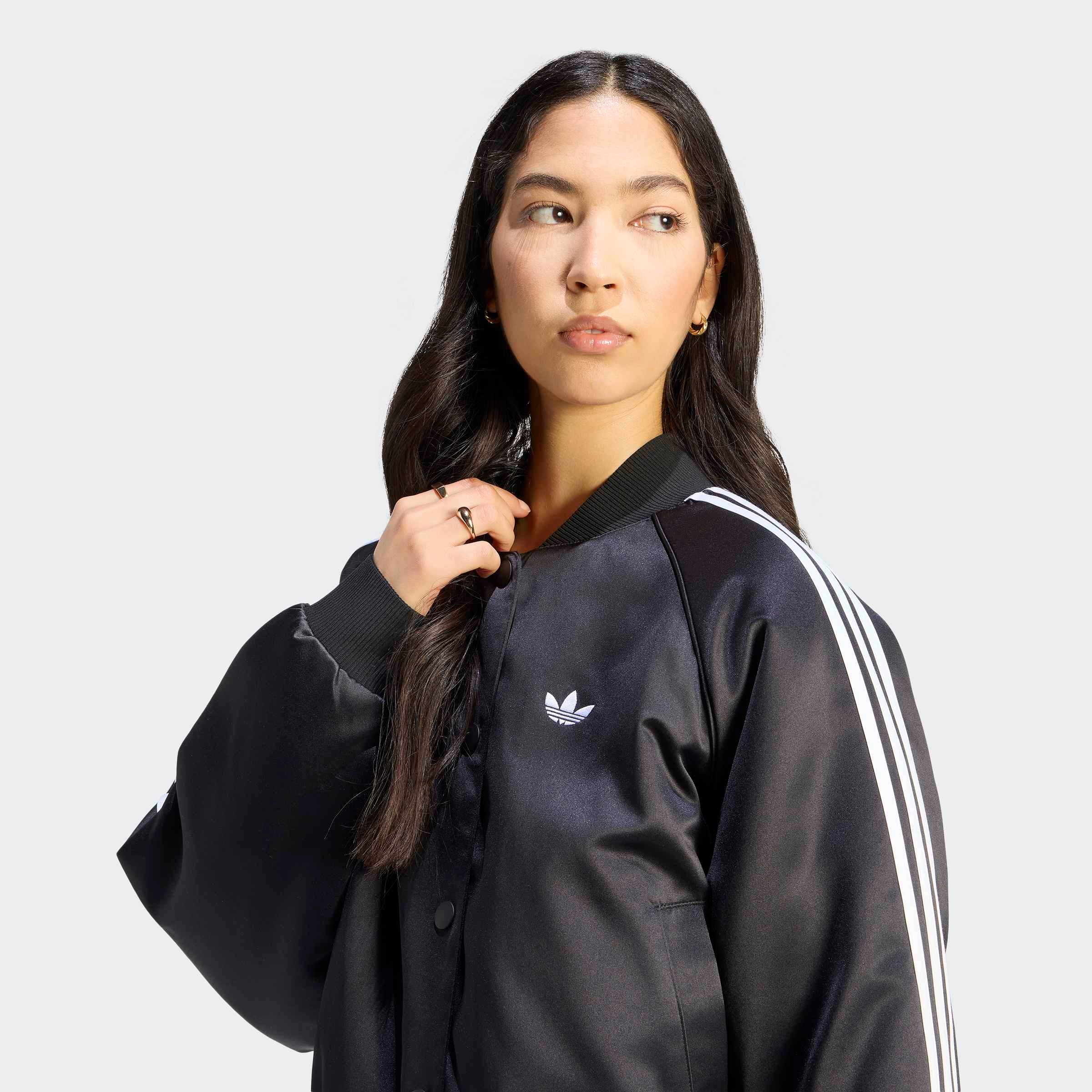 adidas Originals Outdoorjacke SST, SATIN sportlicher Schnitt, mit Satin-Finish, aus Polyester – Bild 3 von 5