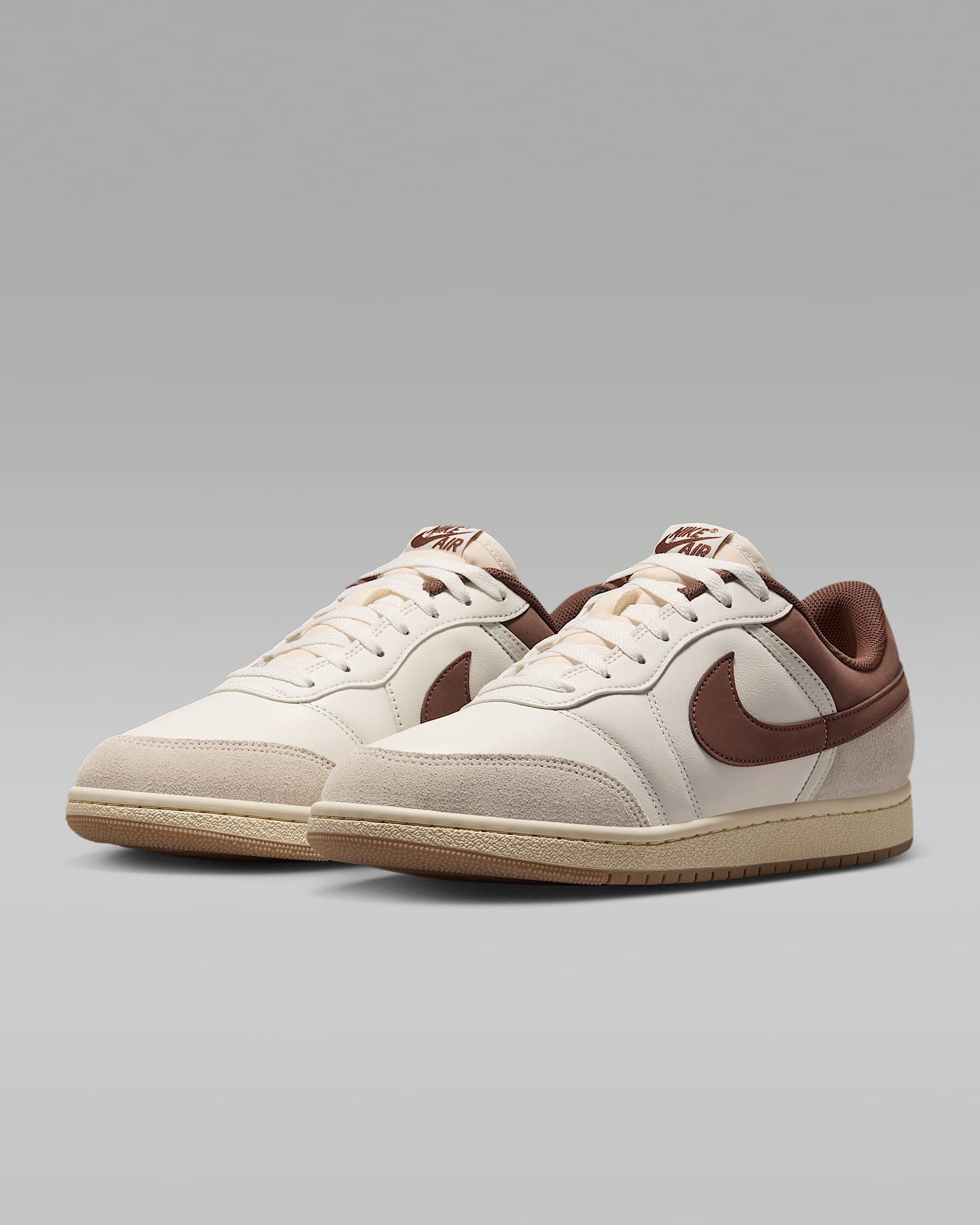 Jordan Air Jordan Skyline Low LE Sneaker inspiriert vom Design des Nike Air Jordan 1