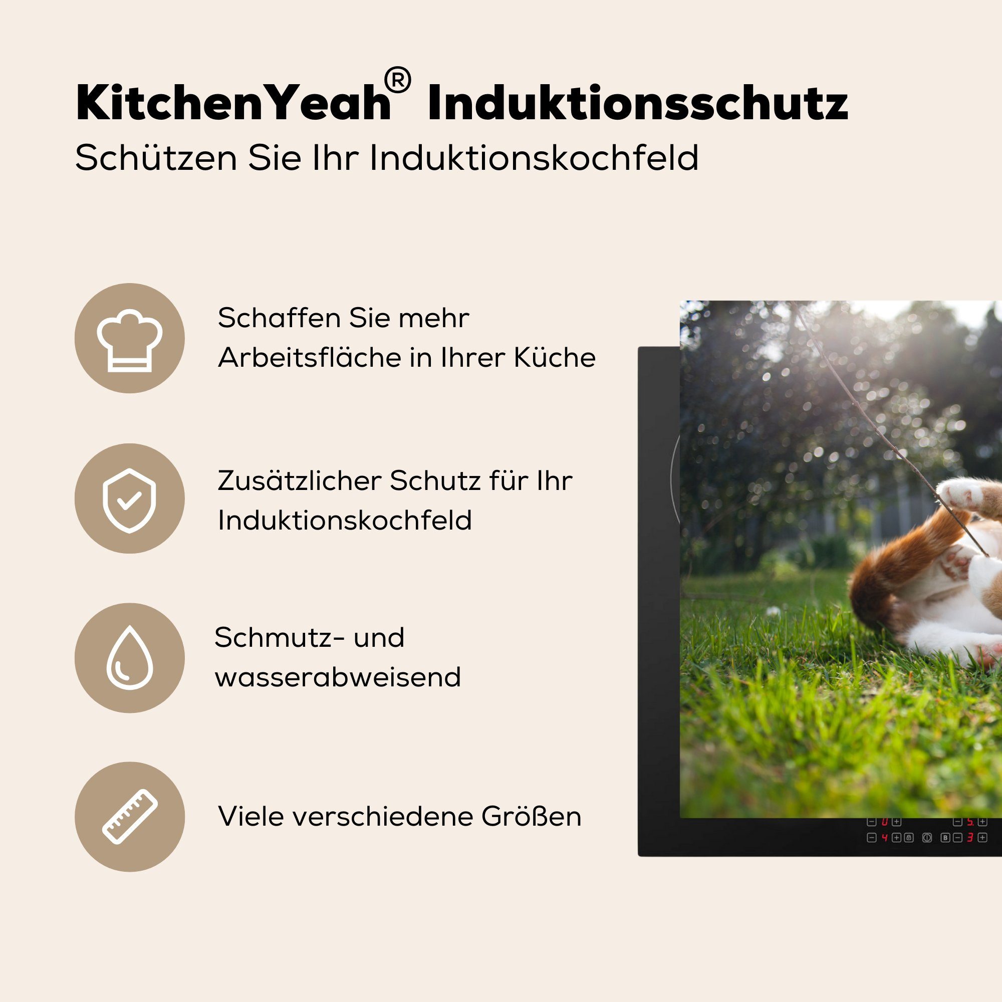 Katze Induktionskochfeld MuchoWow küche, Vinyl, die tlg), spielt im 81x52 (1 Ceranfeldabdeckung cm, Herdblende-/Abdeckplatte Schutz Gras, für