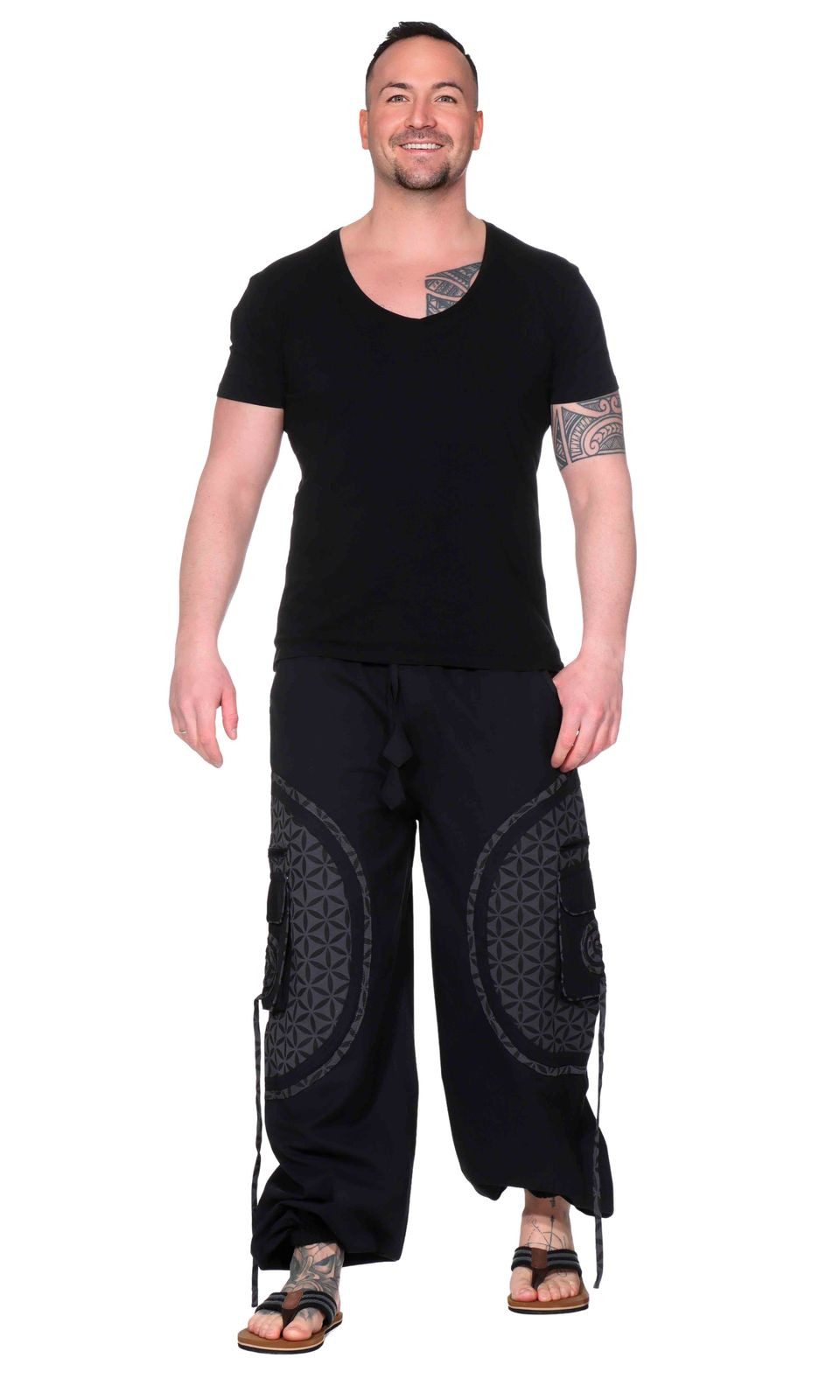 KUNST UND MAGIE Haremshose KUNST&MAGIE trendige Baggyhose bunte Lebensblume Hippiehose Cargo Hose