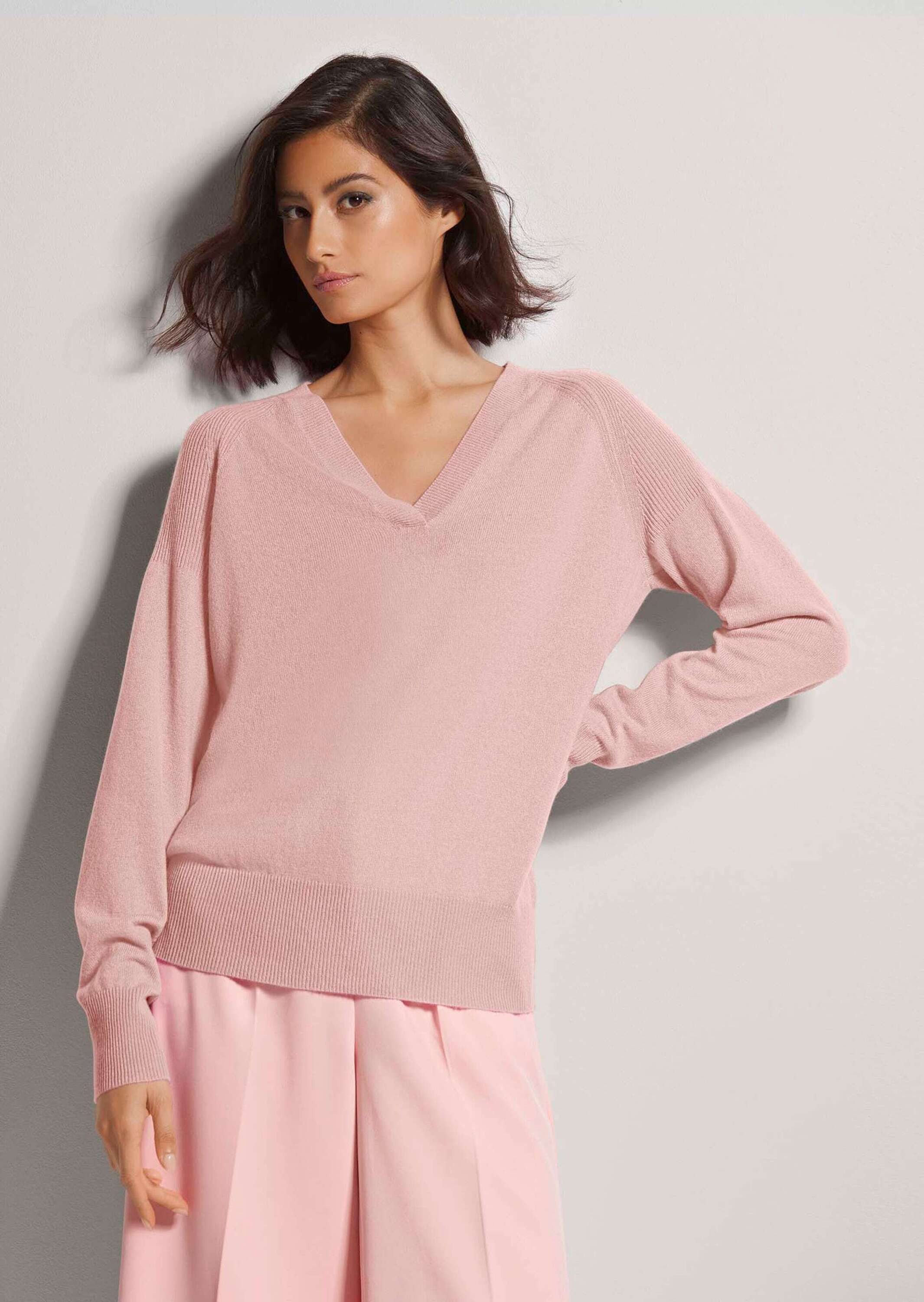 MADELEINE Strickpullover Kaschmirpullover mit V-Ausschnitt günstig online kaufen