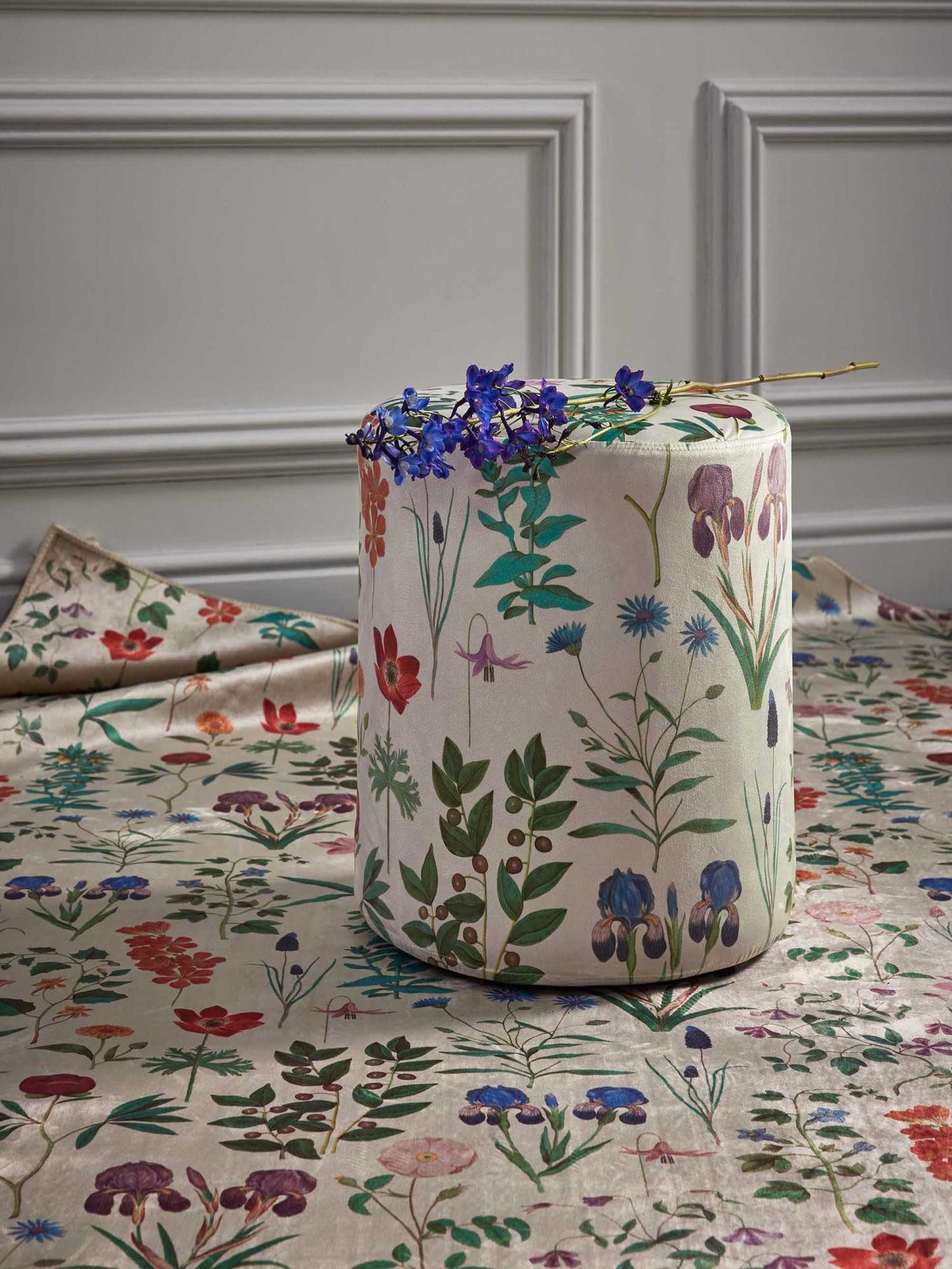 Essenza Sitzwürfel Marigold (1 St), aus weichem Samtvelours