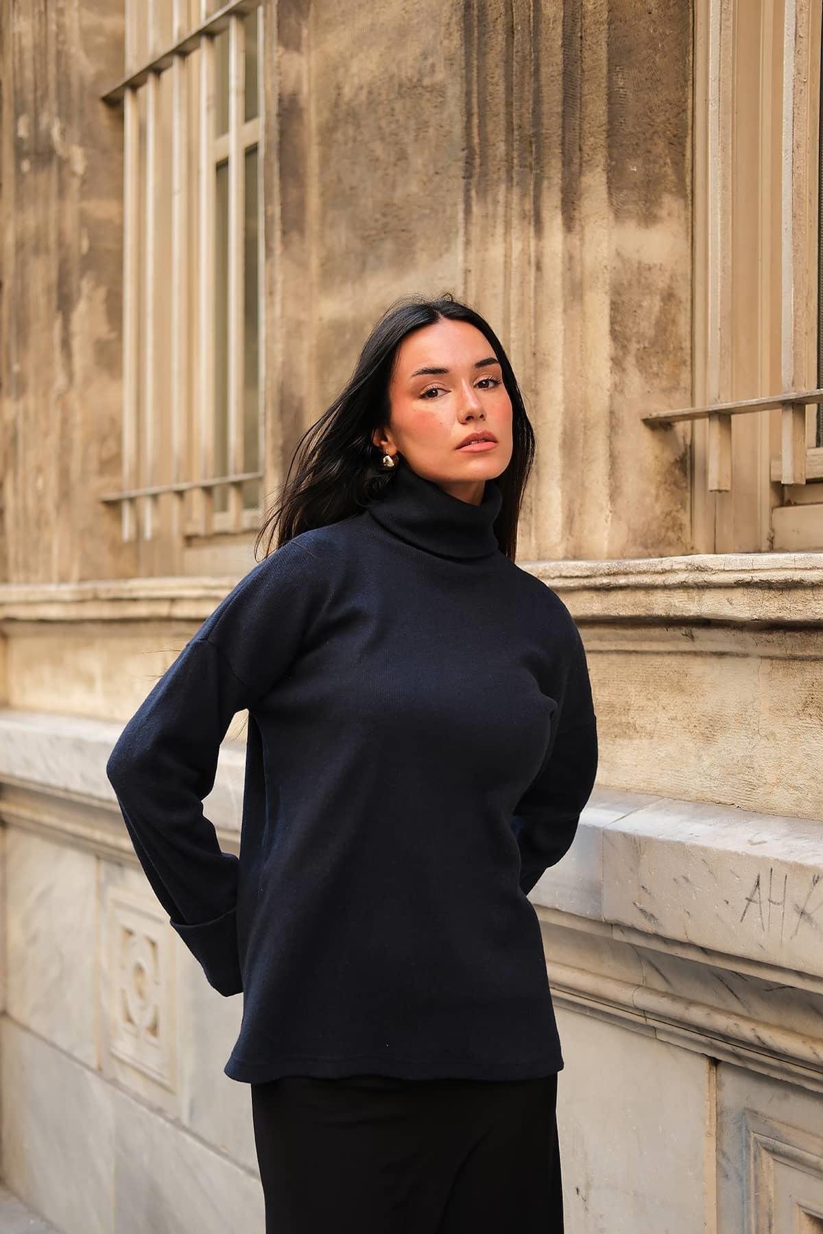 For You Moda Blusentop Marineblaue Bluse mit Ärmel-Details