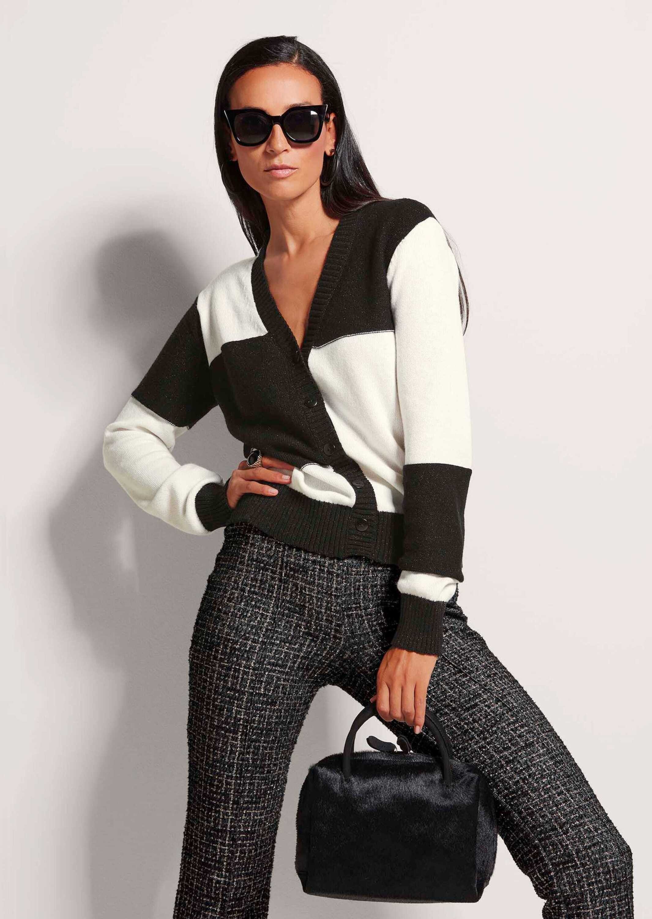 MADELEINE Strickjacke Strickjacke im Patch-Look