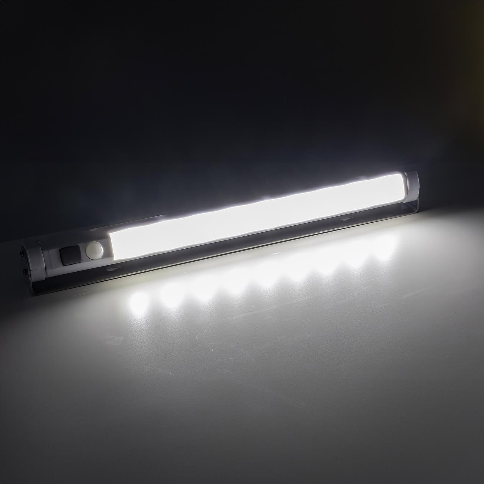 ChiliTec LED Unterbauleuchte ChiliTec LED kaltwei - mit Bewegungsmelder Lichtfarbe: Unterbauleuchte