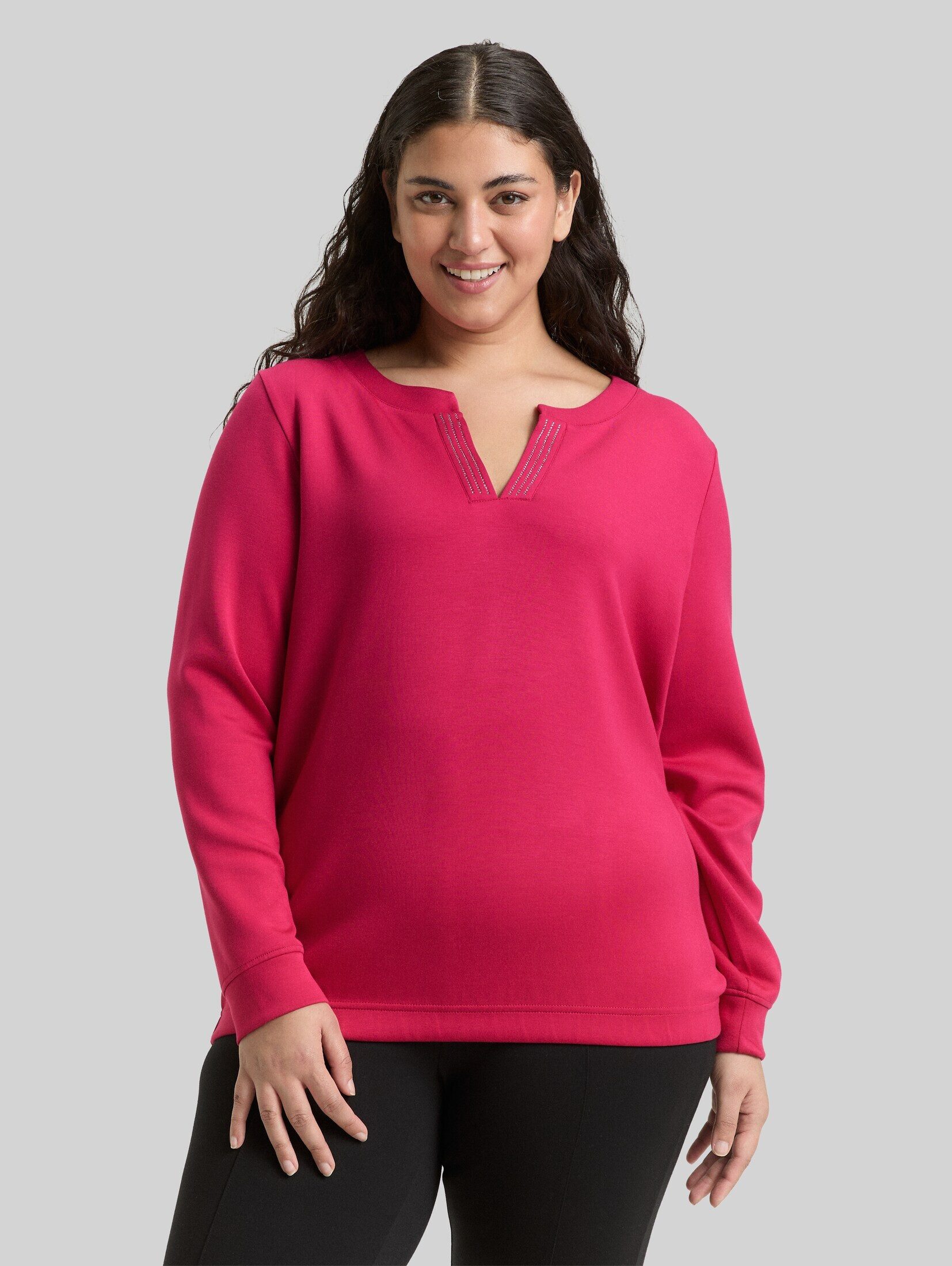 TOM TAILOR PLUS Sweatshirt Strick & Sweatshirts Plus Size - Scuba Sweatshirt mit Strasssteinen