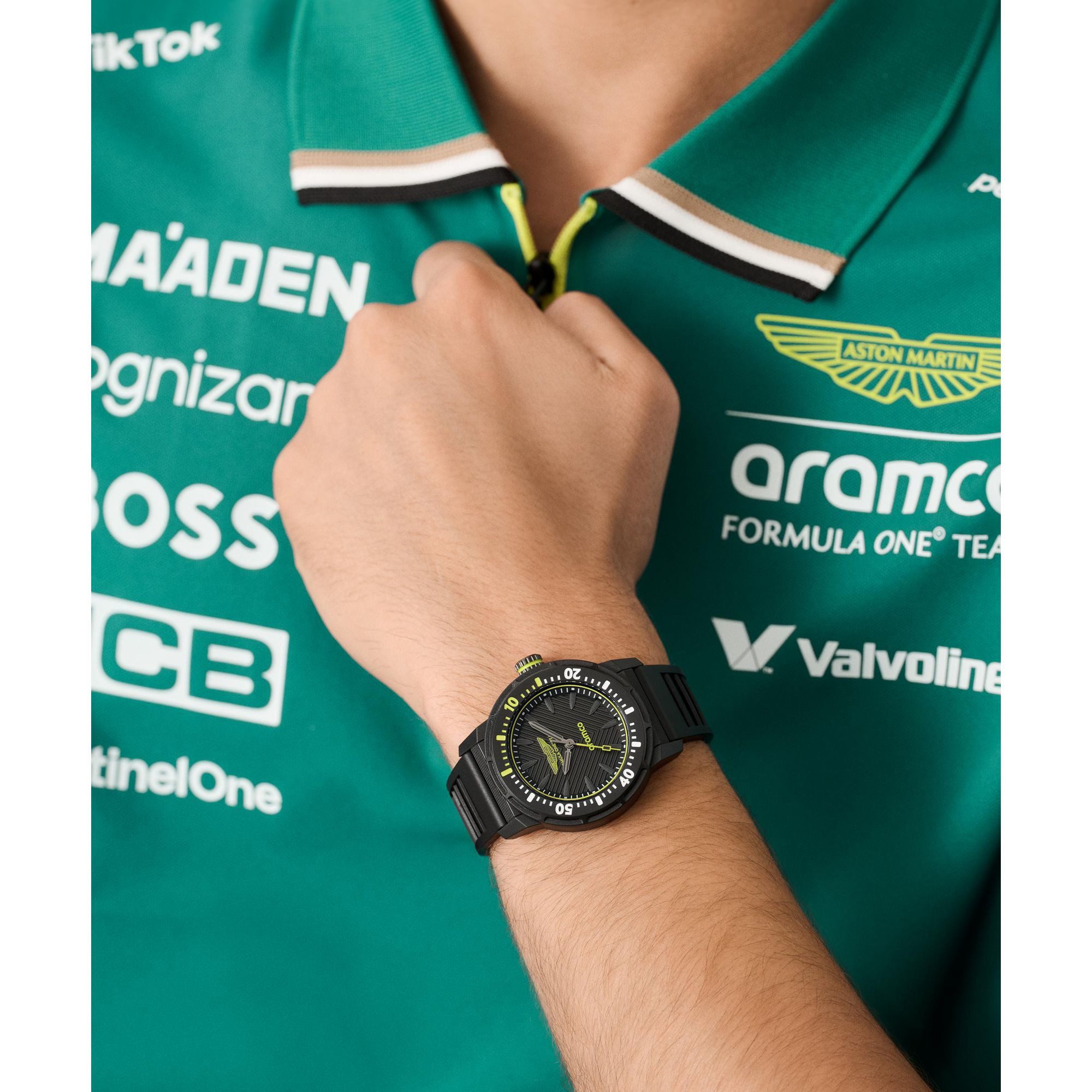 Aston Martin Quarzuhr AM FORMULA 1