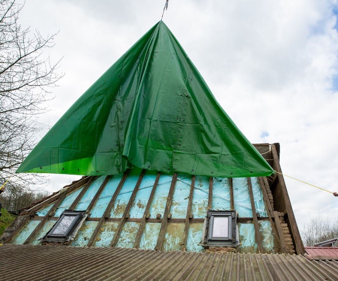 Klöber Regenschutzplane Sepa Profi Notdach mit Kranhalterung 12x15m