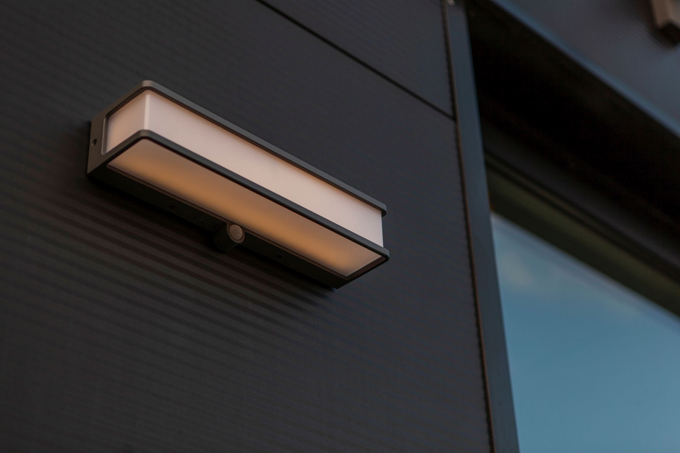 Terrasse fest Hof Außenleuchte ELIOU, LED Neutralweiß, integriert, Wand LED Bewegungssensor Weiß Anthrazit Außen-Wandleuchte 4000 Licht-Erlebnisse