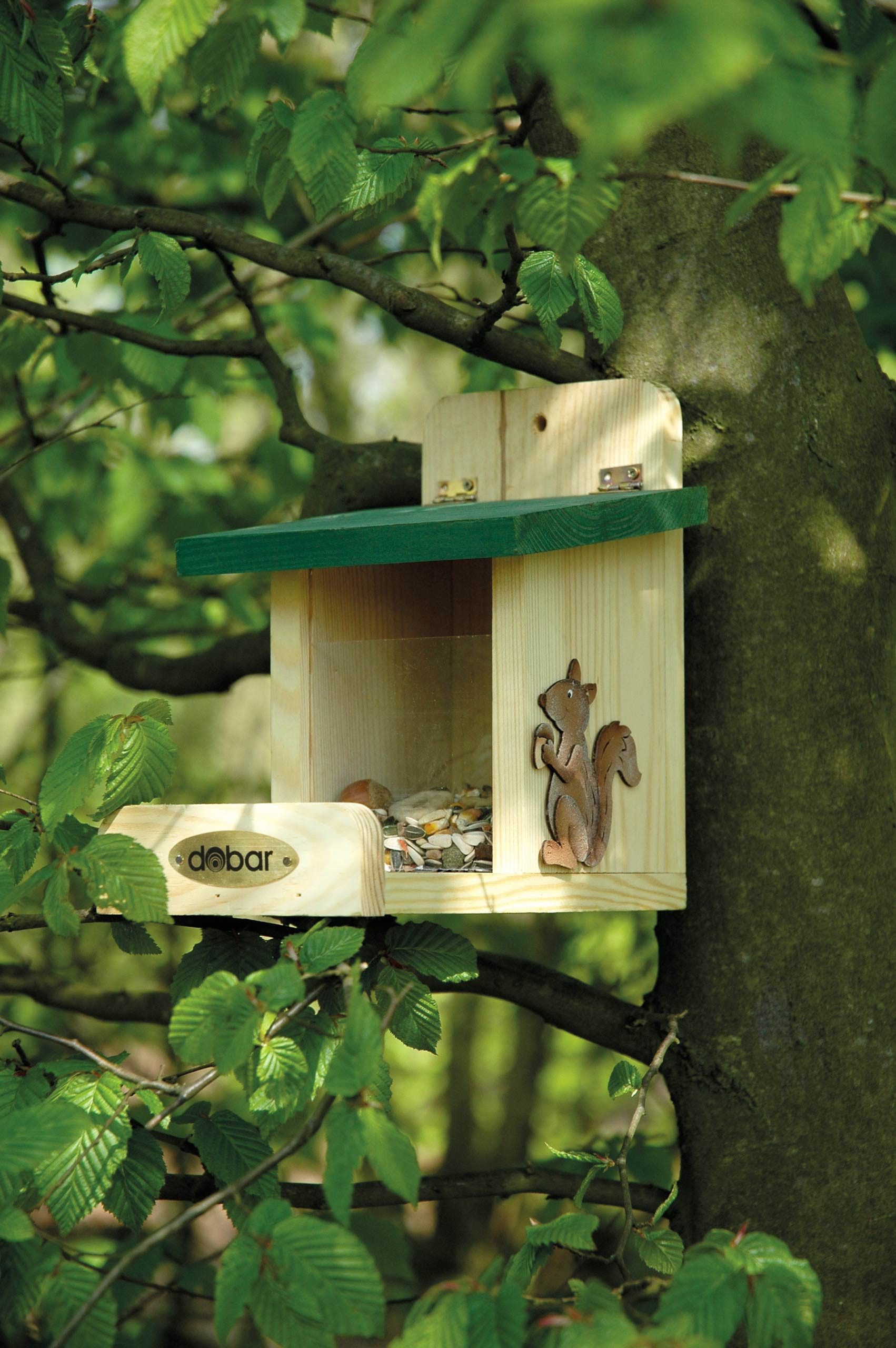 dobar Futterspender Eichhörnchen-Futterstation mit Futtersilo 16x23x22 cm Kiefer Grün