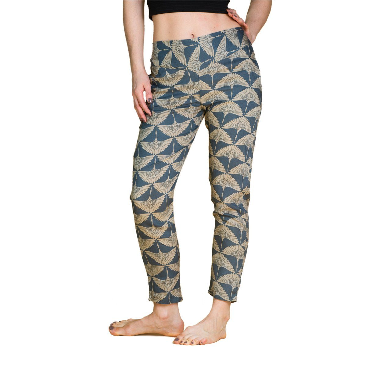 PANASIAM Stoffhose Carrot Pants geometrix aus 100% Baumwolle Damenhose mit japanischen Mustern oder heiliger Geometrie bedruckt bequeme Sommerhose Crane petrol