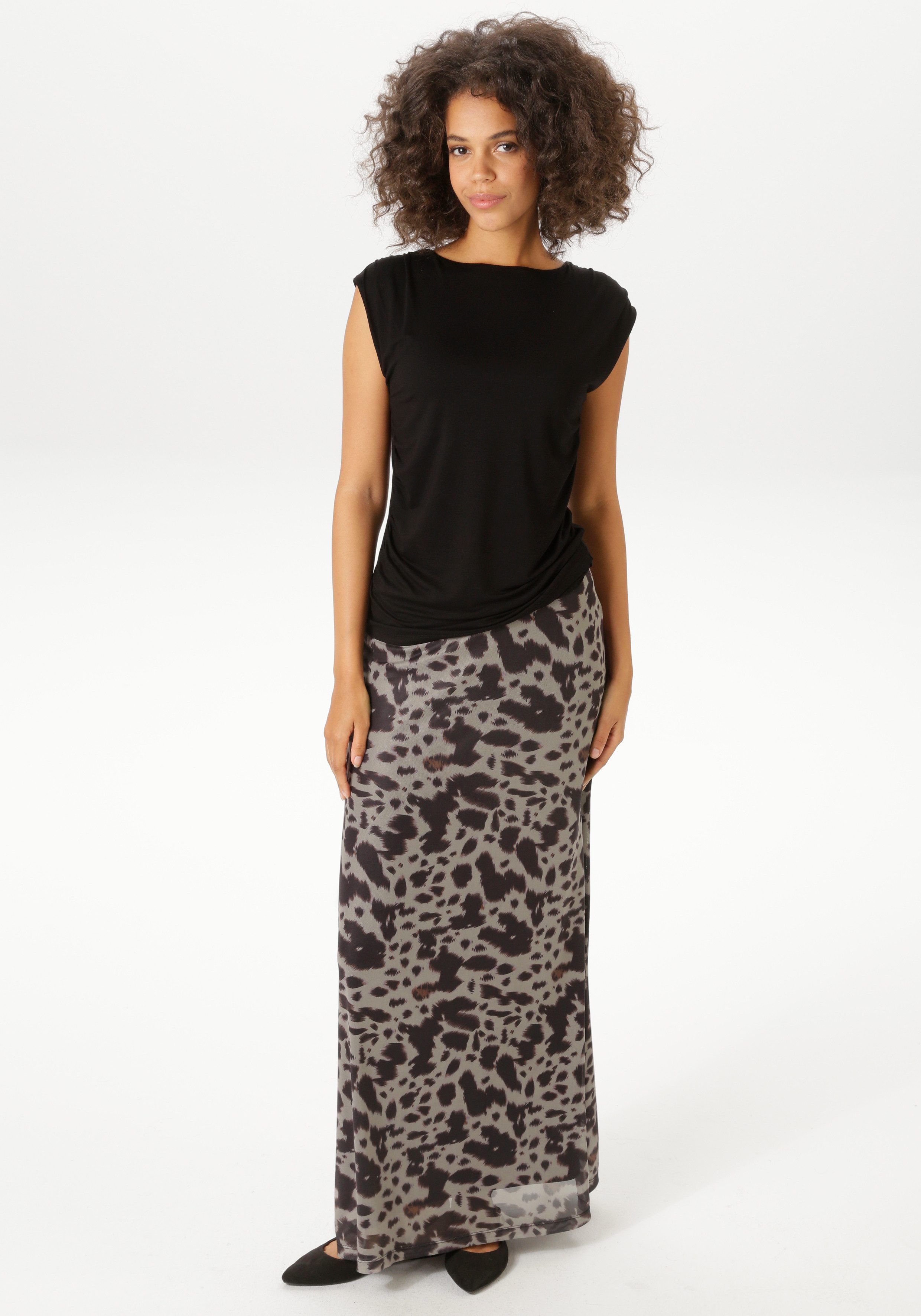 Zum Outfit 10