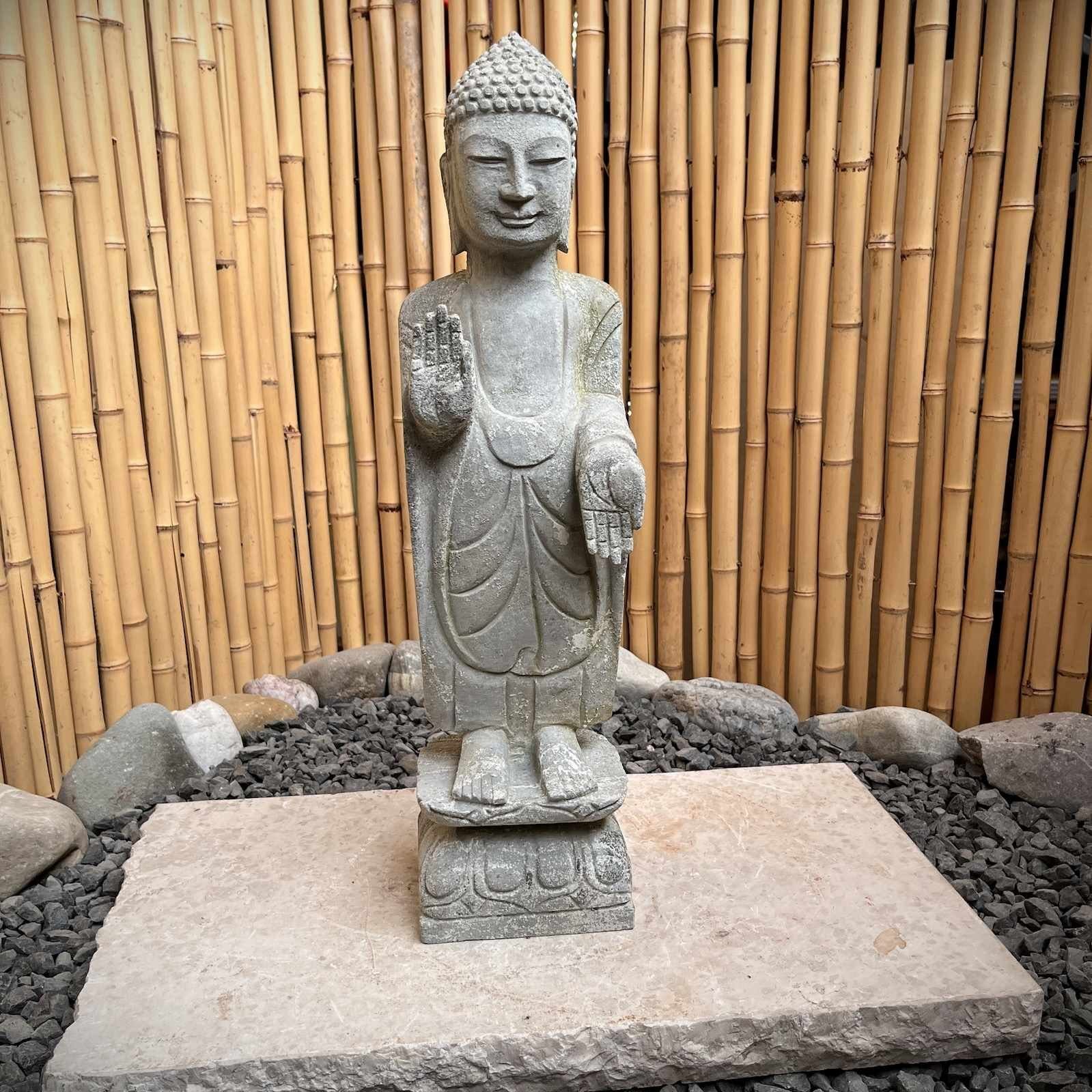 Asien LifeStyle Buddhafigur Stein Buddha Figur Garten 50 cm groß