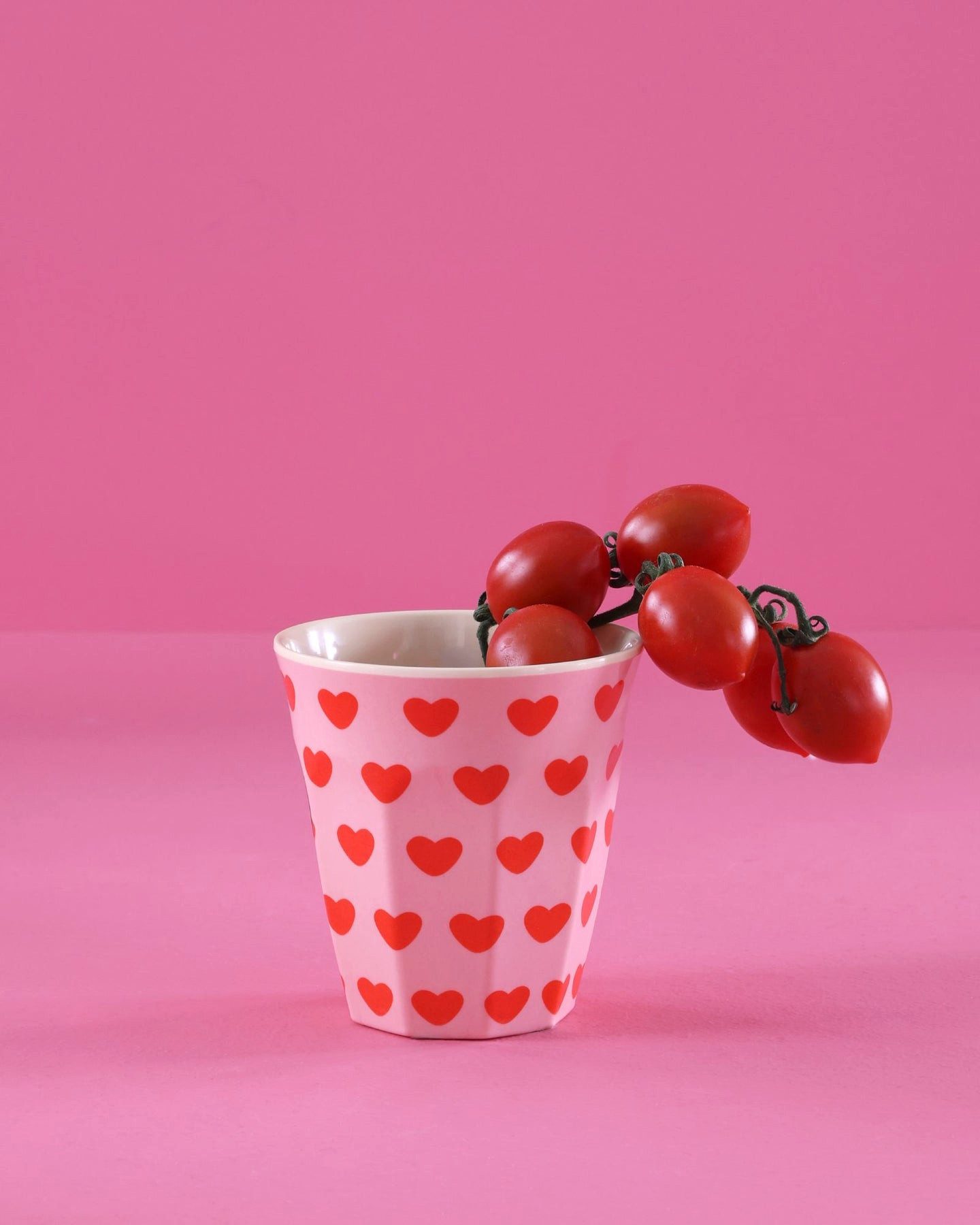 rice Becher Rice Melamin Becher Medium Rosa mit Roten Herzen, 1-tlg., Melamin