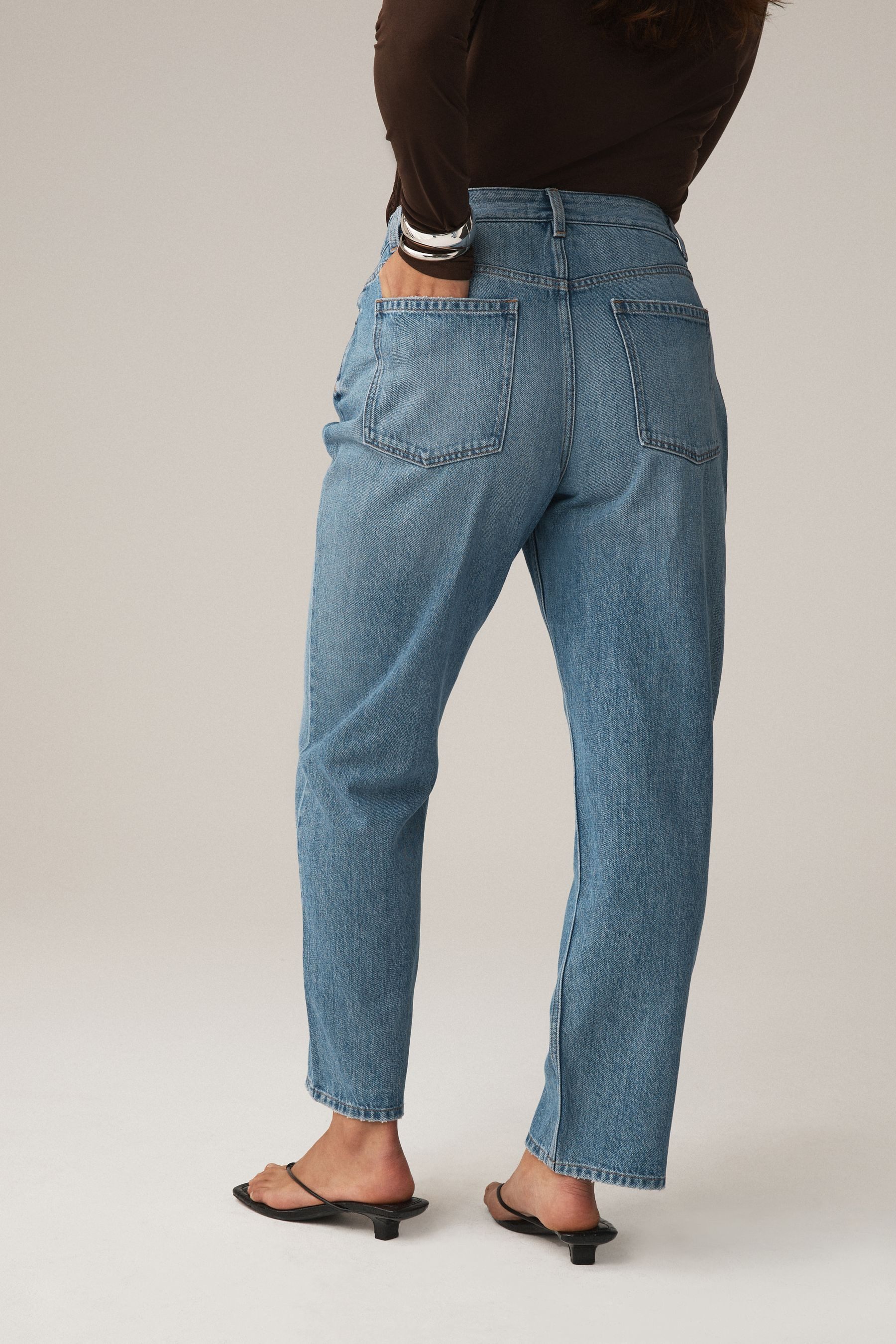 Next Straight-Jeans Klassische Sanduhr Hochbund-Jeans mit geradem Bein (1-tlg)