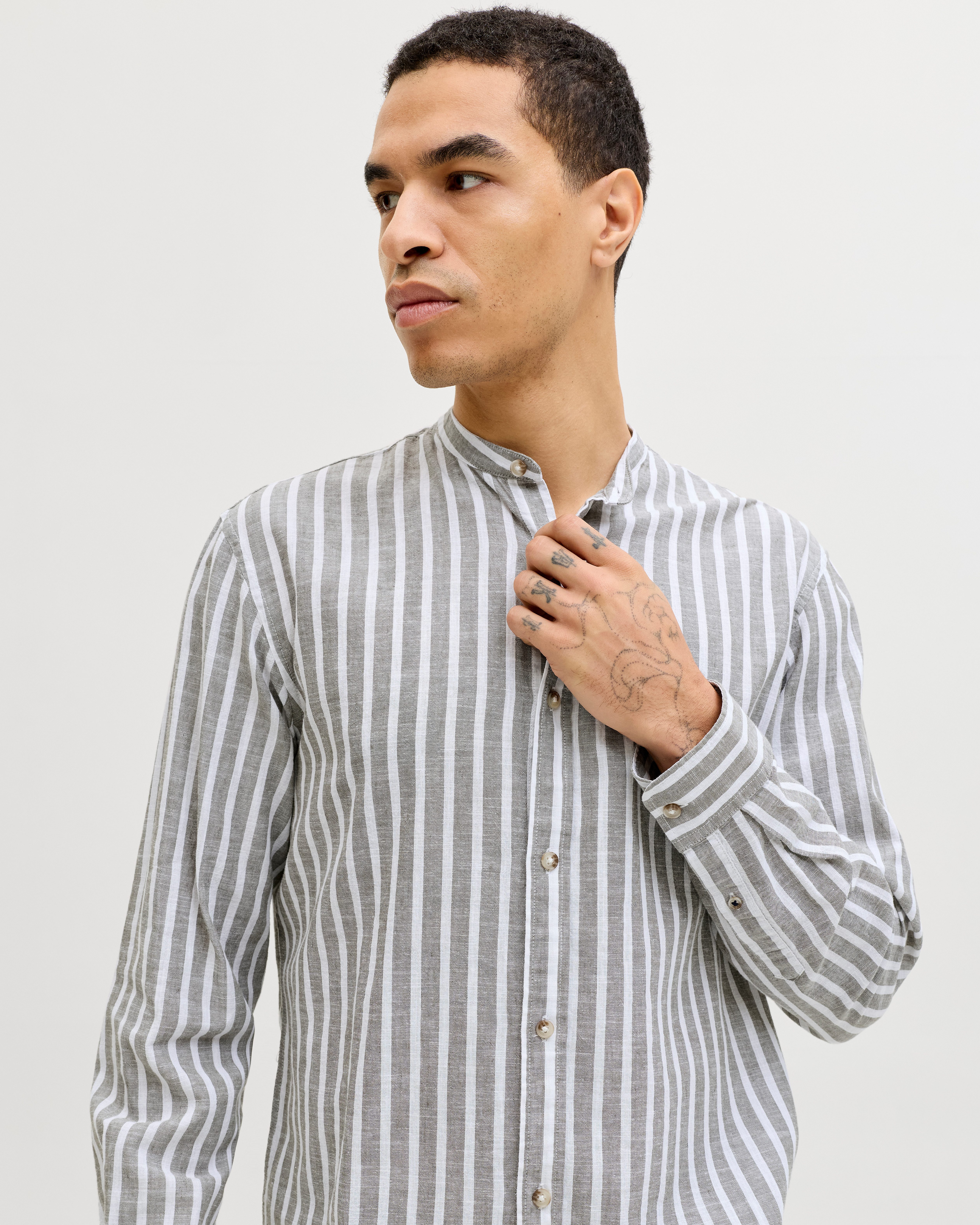 Jack & Jones Langarmhemd JJESUMMER LINEN BLEND BAND SHIRT L/S SN Baumwollmischung, regular fit – Bild 2 von 5