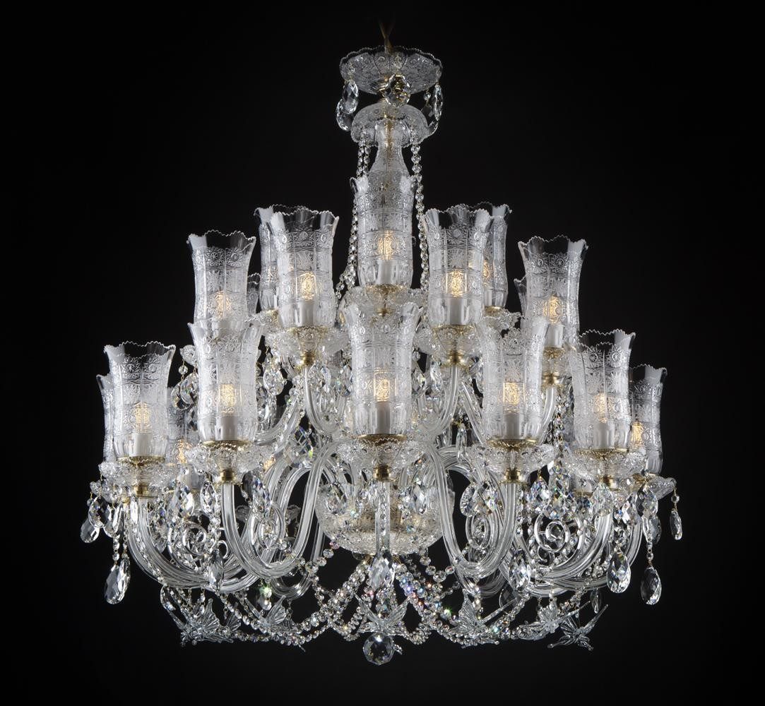 JVmoebel Kronleuchter Königlicher Bohemia Kronleuchter aus Glas in Gold-Optik, Transparent-Amber, Made in Europa