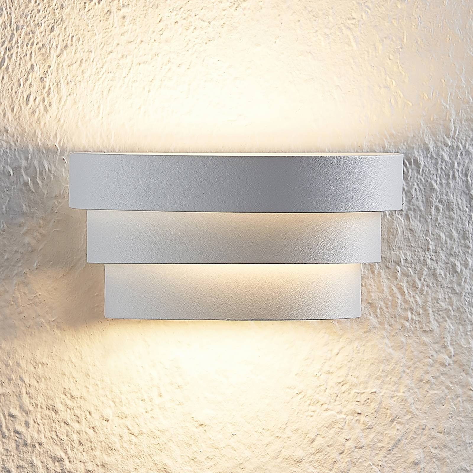 Arcchio LED Wandleuchte flammig, Eisen, verbaut, weiß, Harun, warmweiß, fest 1 LED-Leuchtmittel inkl. Modern, Leuchtmittel Aluminium