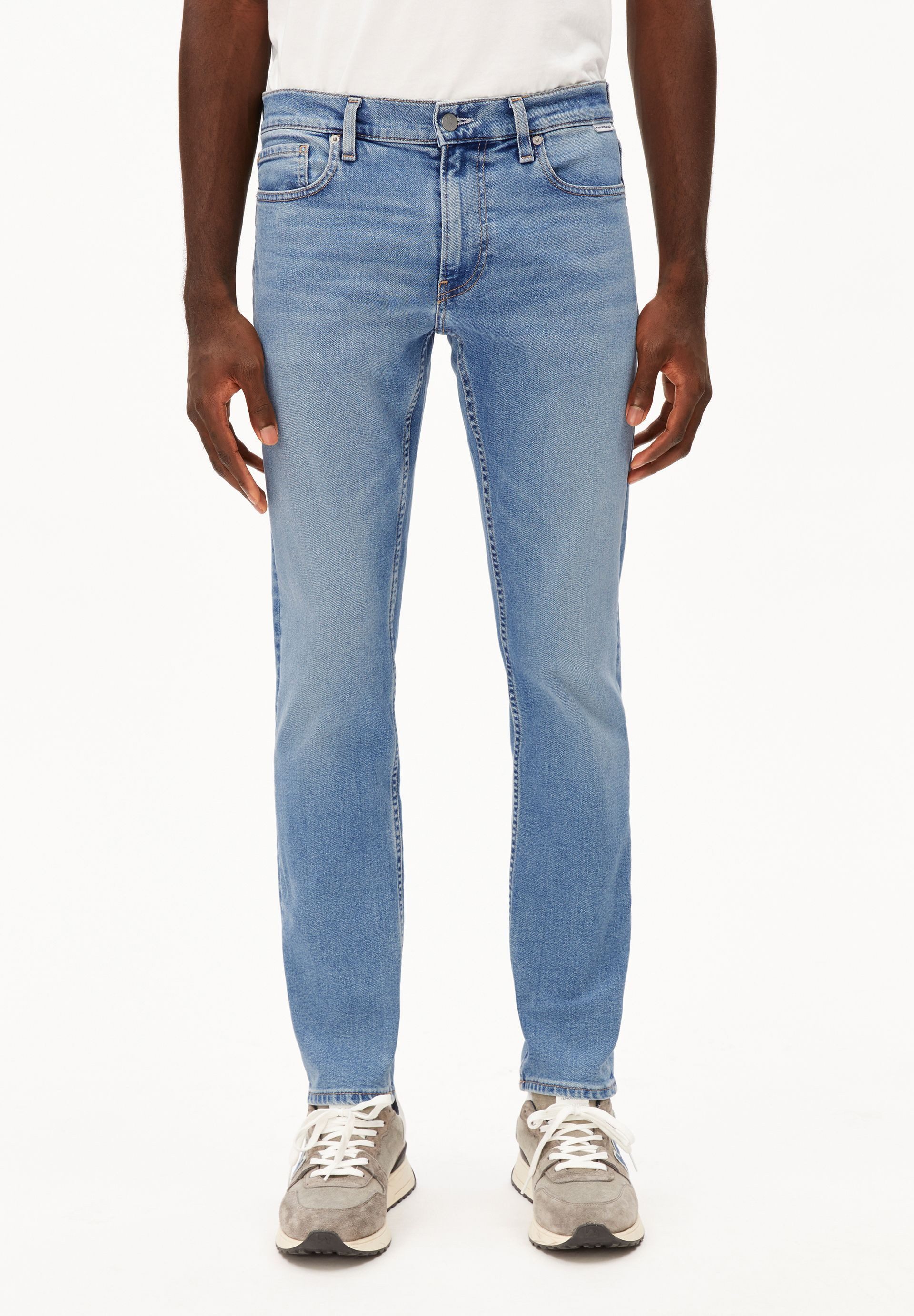 Armedangels Slim-fit-Jeans IAAN Slim Jeans aus recyceltem Baumwoll-Mix (Comfort-Stretch) Mid waist