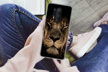 MuchoWow Handyhülle Löwe - Tiere - Schwarz - Porträt, Phone Case, Handyhülle OnePlus 8 Pro, Silikon, Schutzhülle