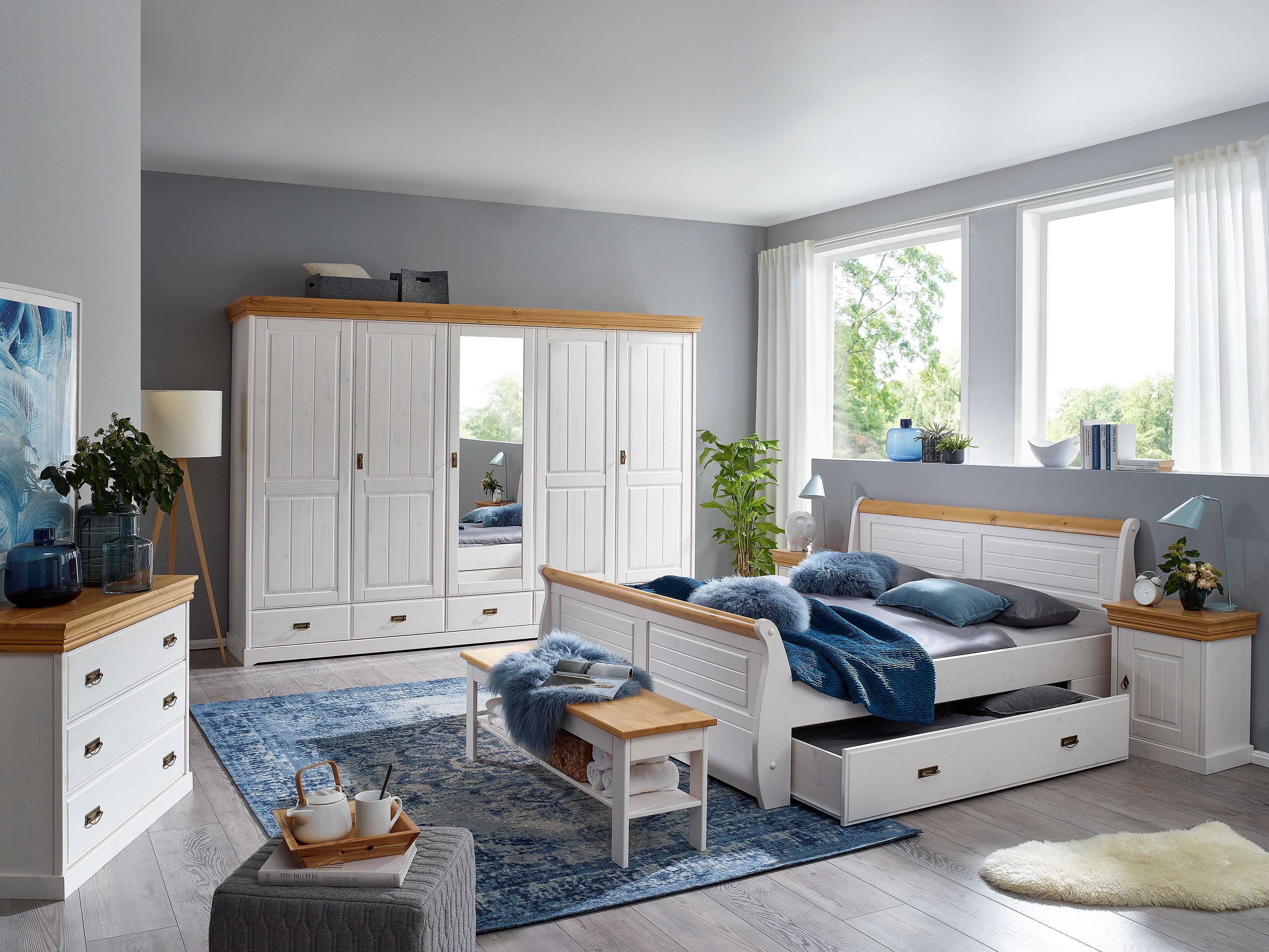 Woodroom Bettbank Pila (Kiefer massiv weiß gewachst), Sitzbank 140 cm, Bank mit Ablage, Bank fürs Bettende