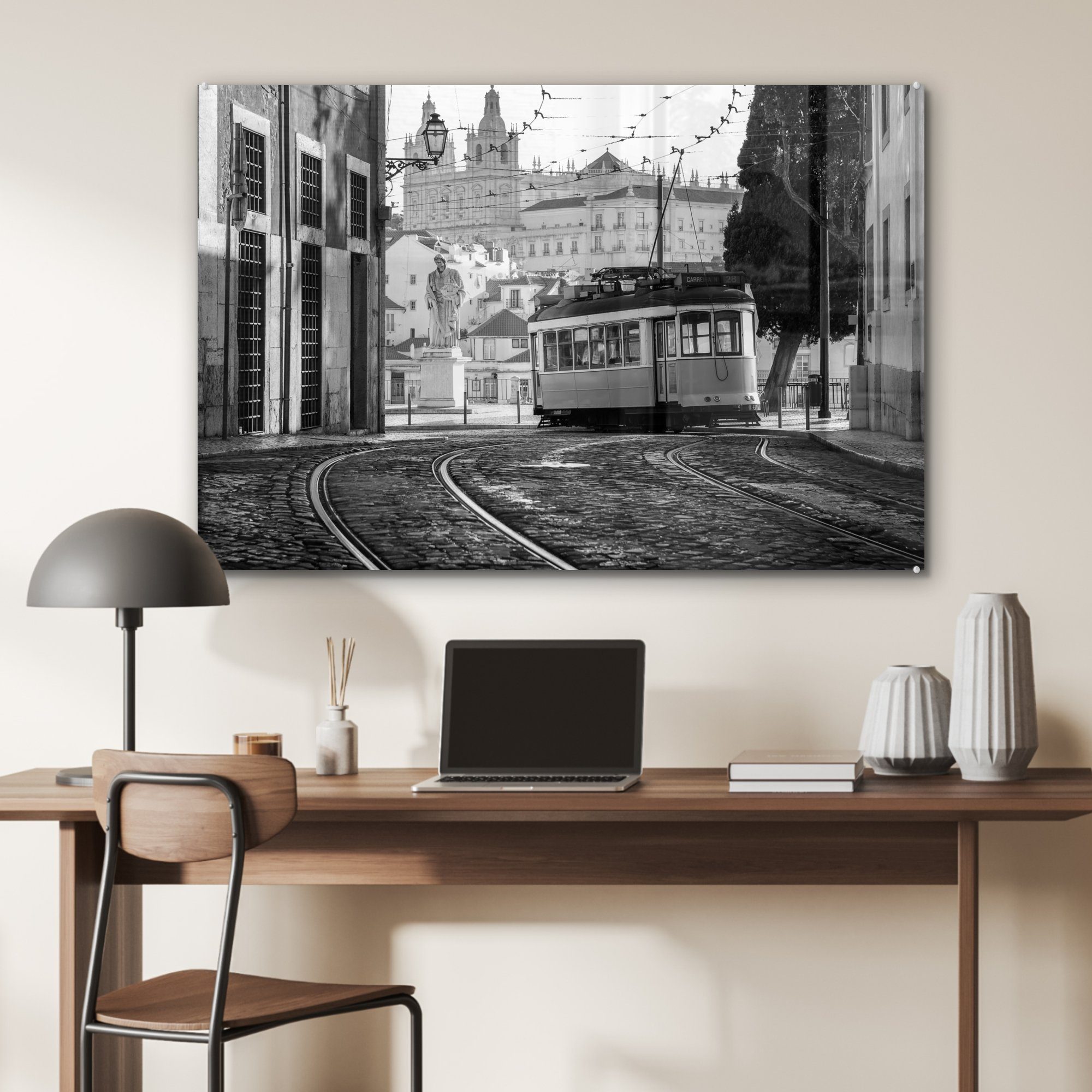- Acrylglasbilder Schwarz - Schlafzimmer Straßenbahn (1 Weiß, - Acrylglasbild St), & Portugal Lissabon Wohnzimmer - MuchoWow