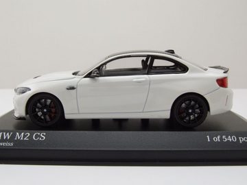 Minichamps Modellauto BMW M2 CS 2020 weiß mit schwarzen Felgen Modellauto 1:43 Minichamps, Maßstab 1:43