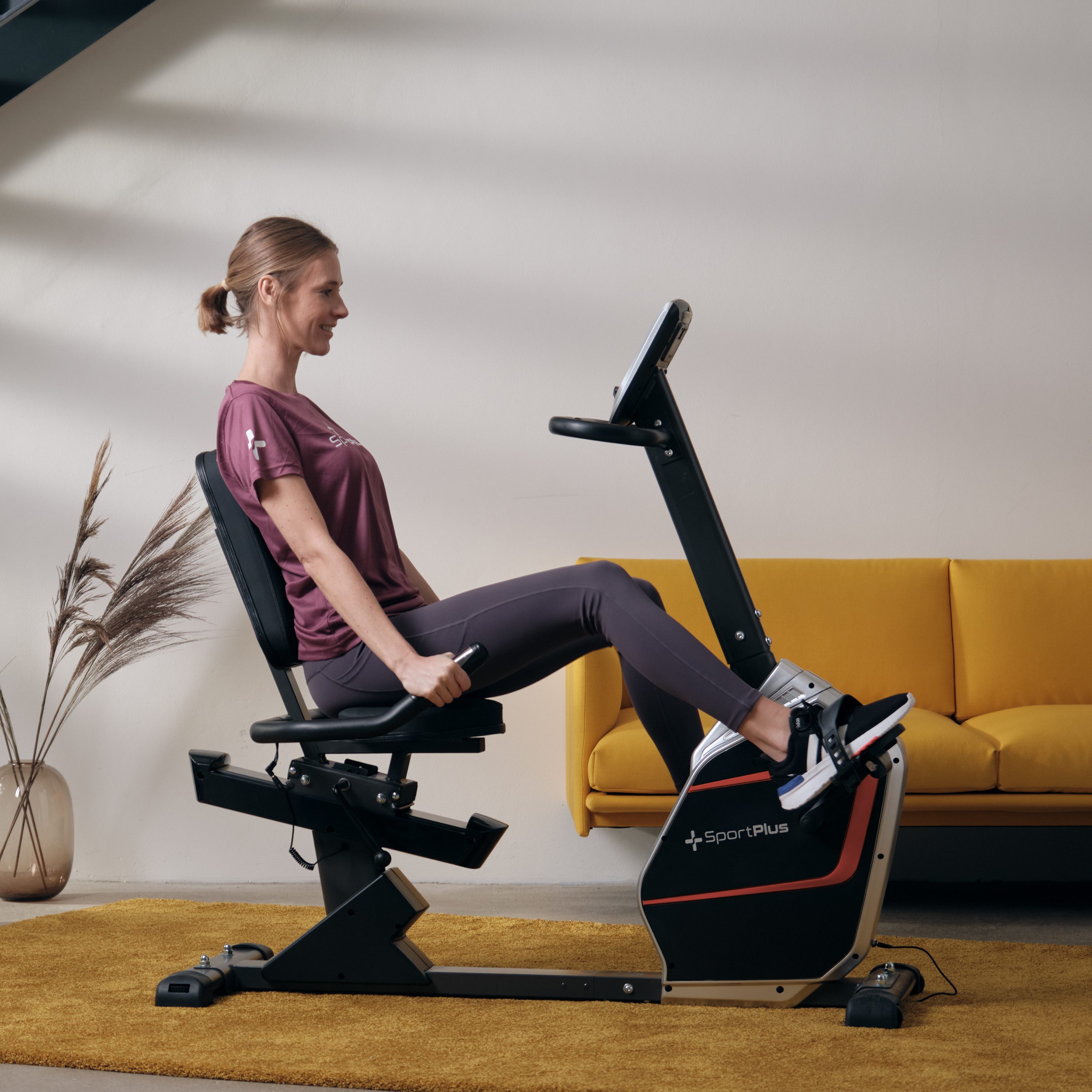 SportPlus Heimtrainer SP-RB-9900-R-IE, Liegeheimtrainer, mit App Kompatibilität, 24 Widerstandsstufen
