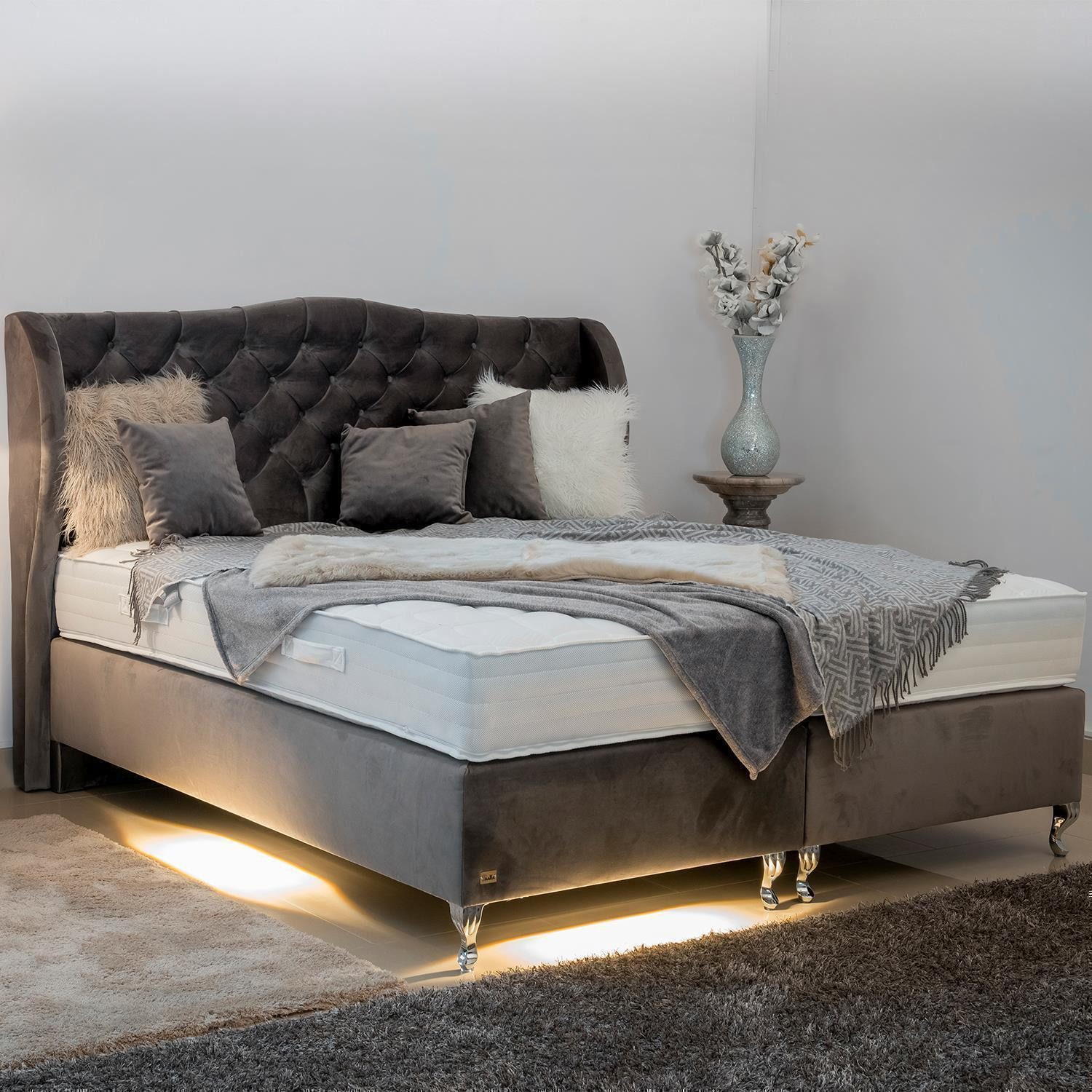 PAARA Boxspringbett Venedig mit Chesterfield Look Kopfteil Barock H2 H3, mit einzigartigem Belüftungssystem
