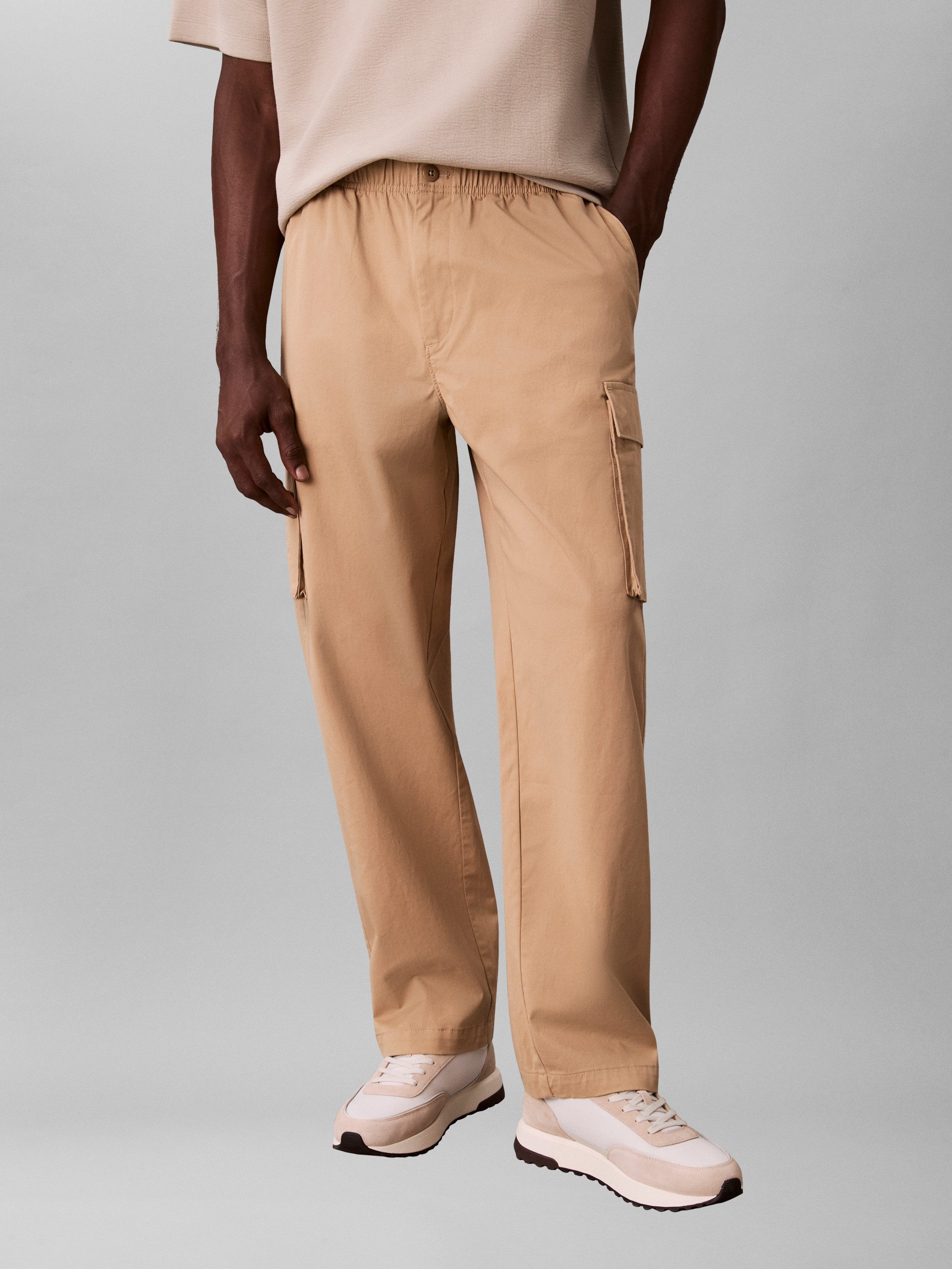 Calvin Klein Jeans Cargohose CO PULL ON STRAIGHT CARGO PANT in Unifarbe