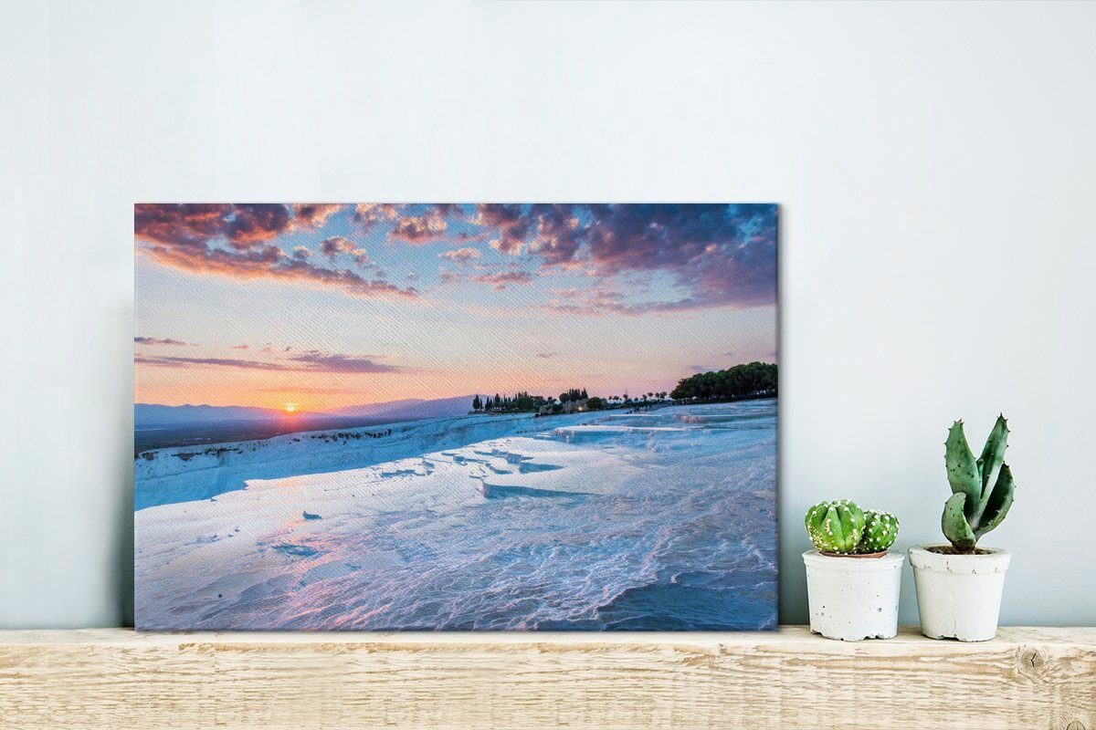 OneMillionCanvasses® Leinwandbild Farbenfroher Sonnenuntergang über Aufhängefertig, (1 Pamukkale Wanddeko, cm Leinwandbilder, 30x20 in St), Wandbild der Türkei