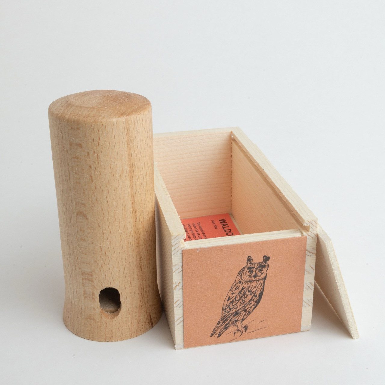 Vogelpfeife Waldohreule (Asio otus)