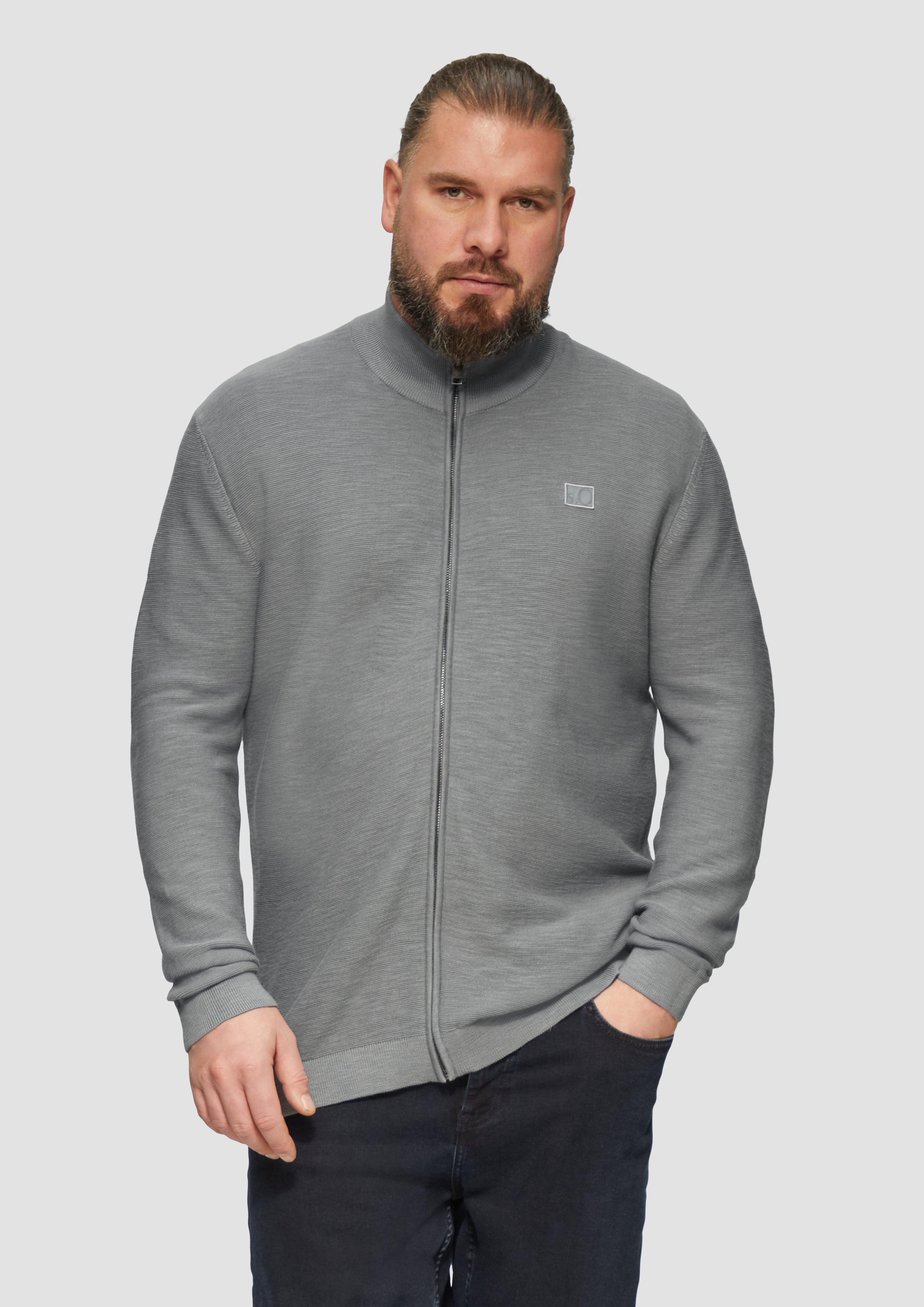 s.Oliver Outdoorjacke Strukturierte Strickjacke mit Logo-Patch günstig online kaufen
