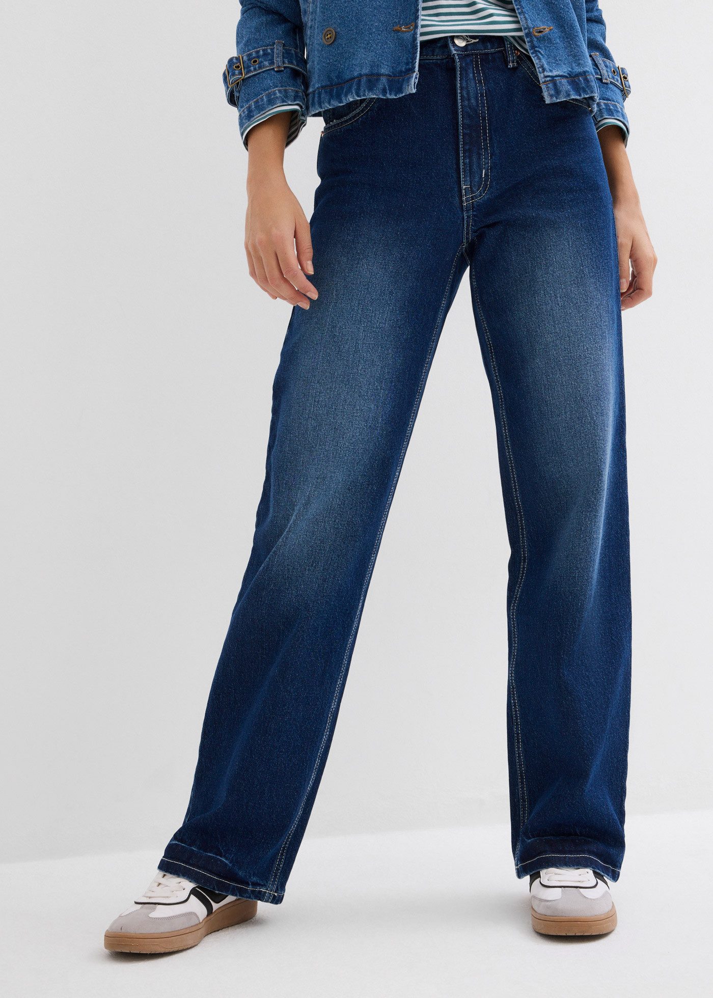 bonprix Weite Jeans loose fit Passform, hoher Bund, aus überwiegend Baumwolle. € 28,99