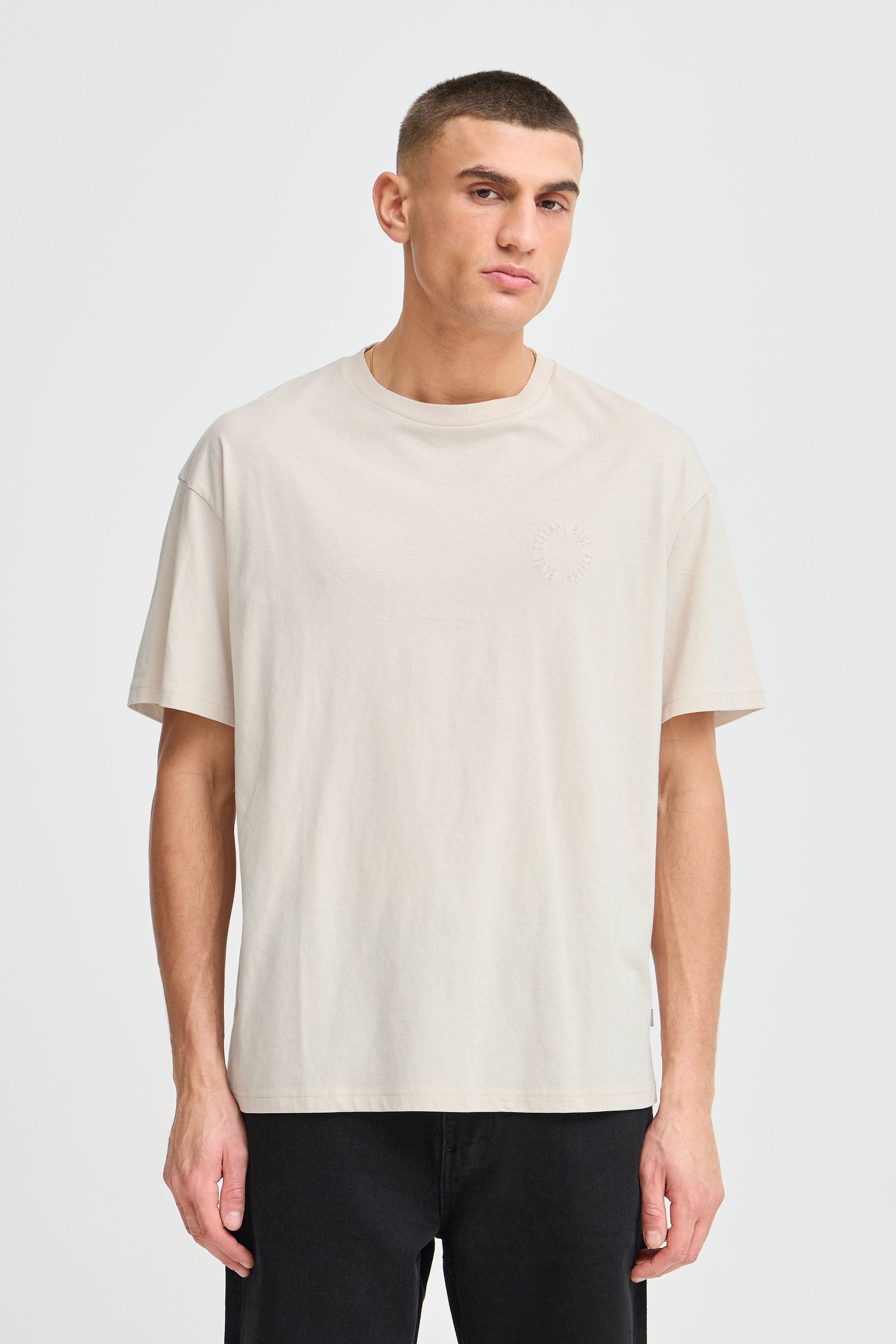 !Solid T-Shirt SDOrrick Modernes T-Shirt mit Schriftzug. Reduzierter Preis € 21,99. Unverbindliche Preisempfehlung € 24,99