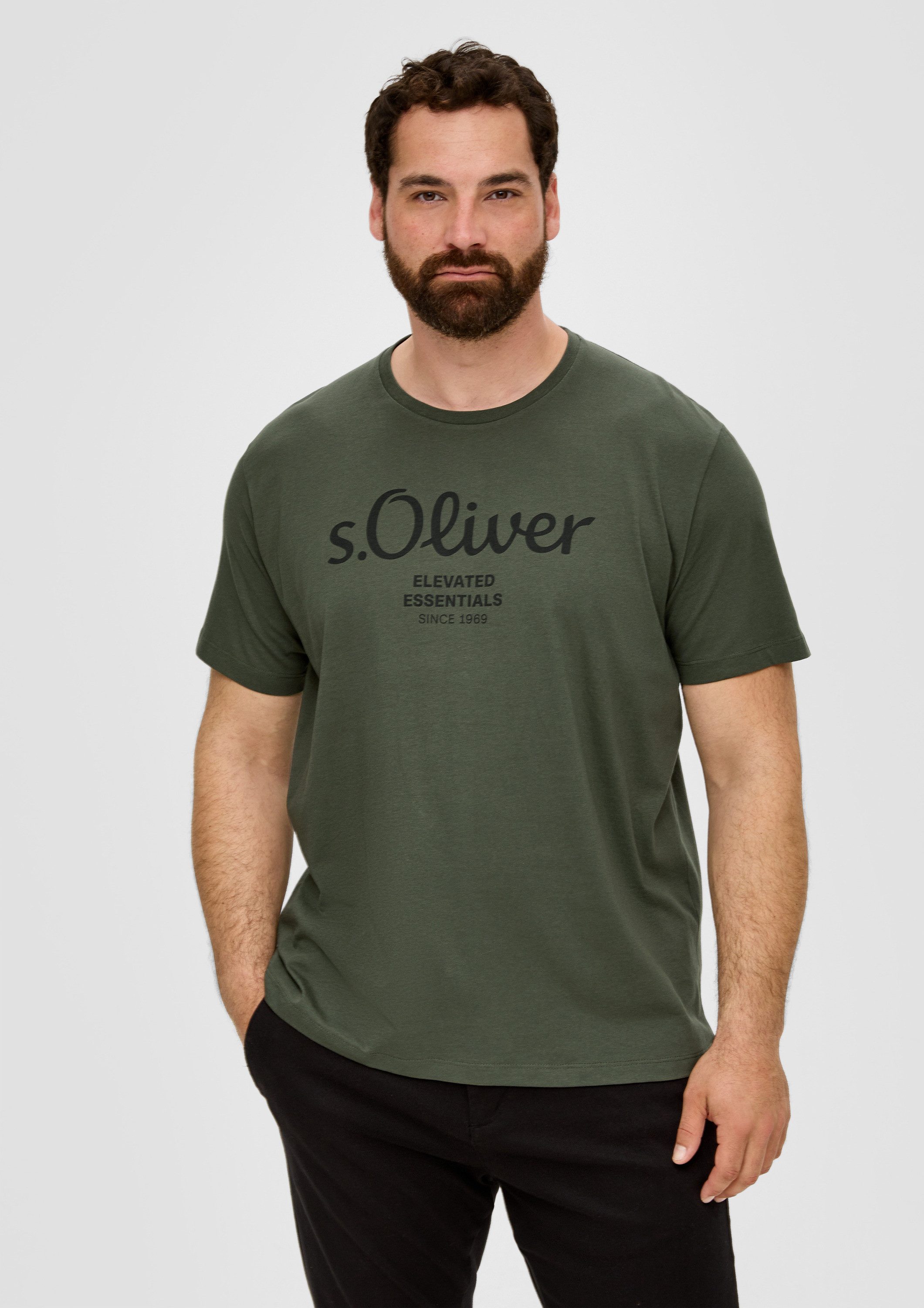 s.Oliver Kurzarmshirt T-Shirt Baumwoll-T-Shirt mit Logo-Print