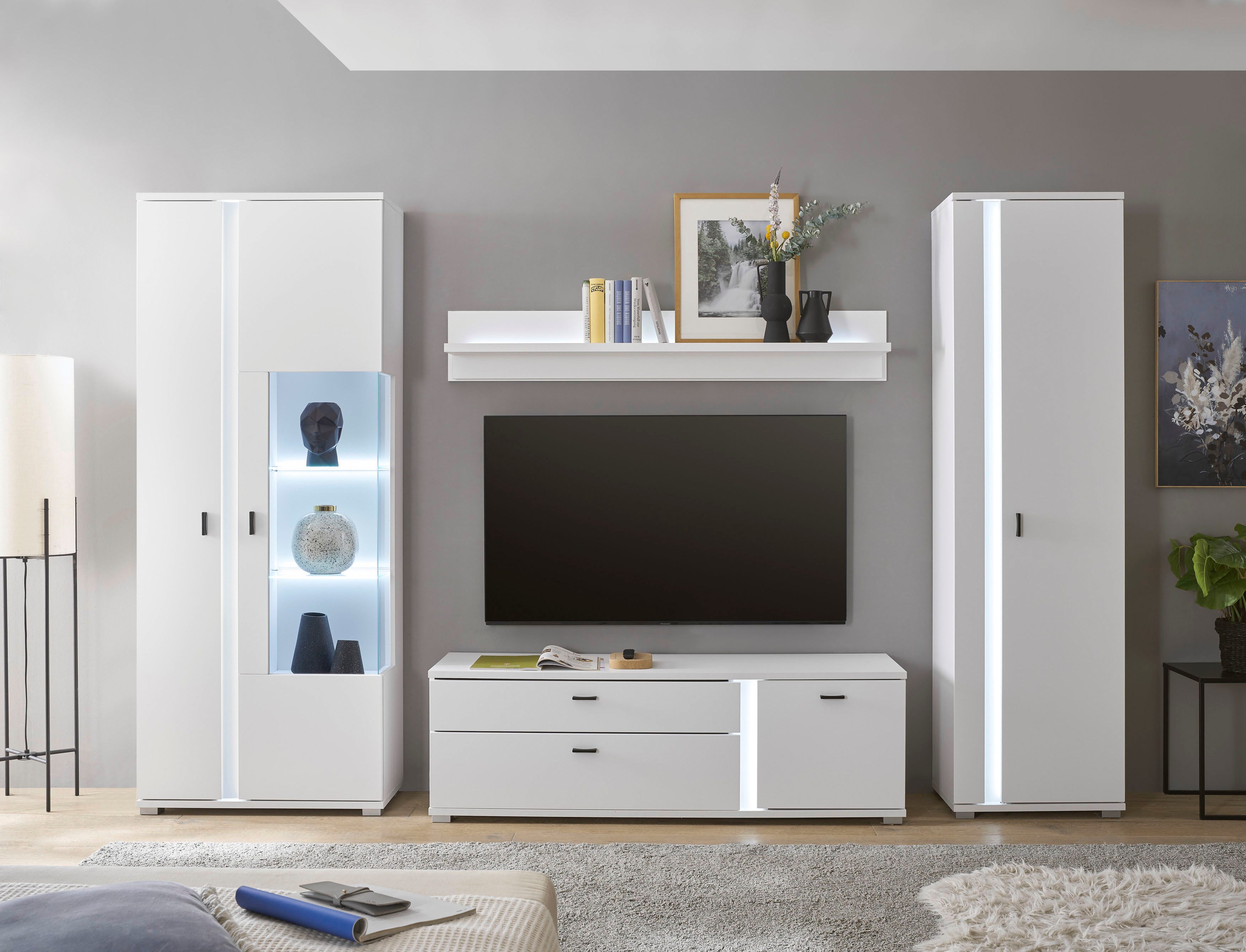 Home affaire Wohnwand LONG ISLAND, (Set, 4-St), in moderner Trendfarbe,inklusive senkrechter Beleuchtung,Breite 305 cm