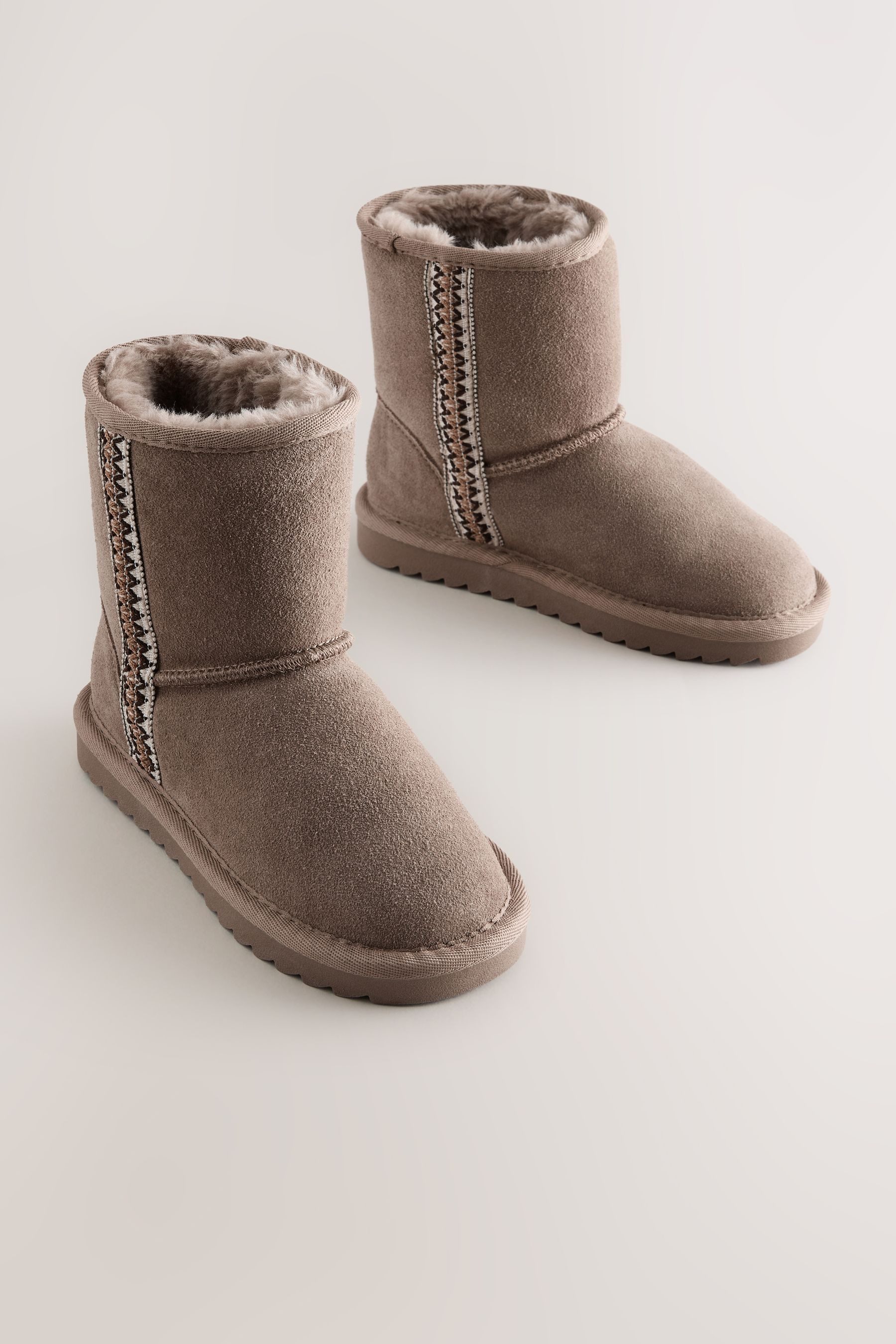 Next Wasserabweisende Schlupfstiefel aus Veloursleder Stiefel (1-tlg)