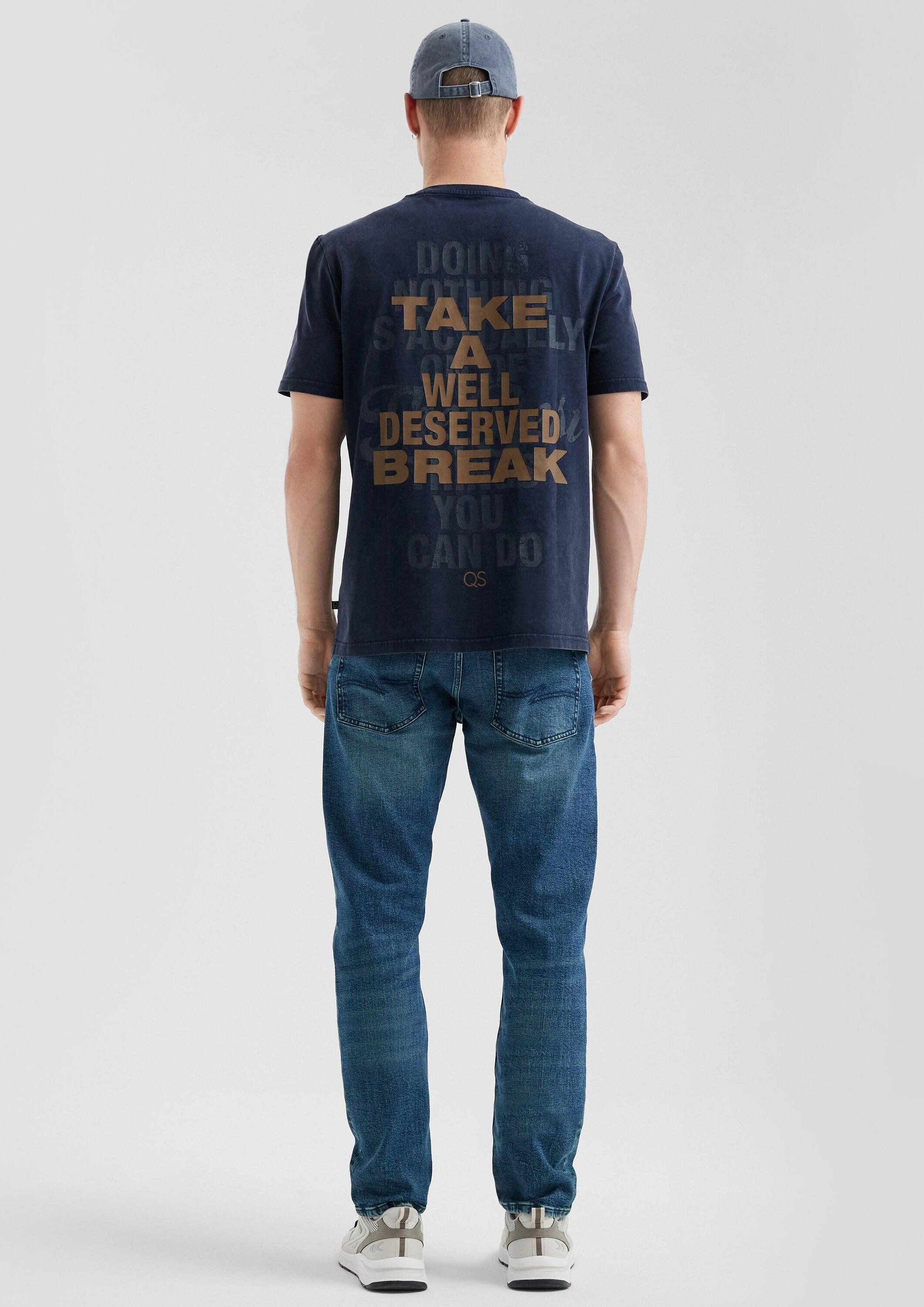 QS Kurzarmshirt T-Shirt Gewaschenes Rundhals-T-Shirt mit Front- und Rückenprint