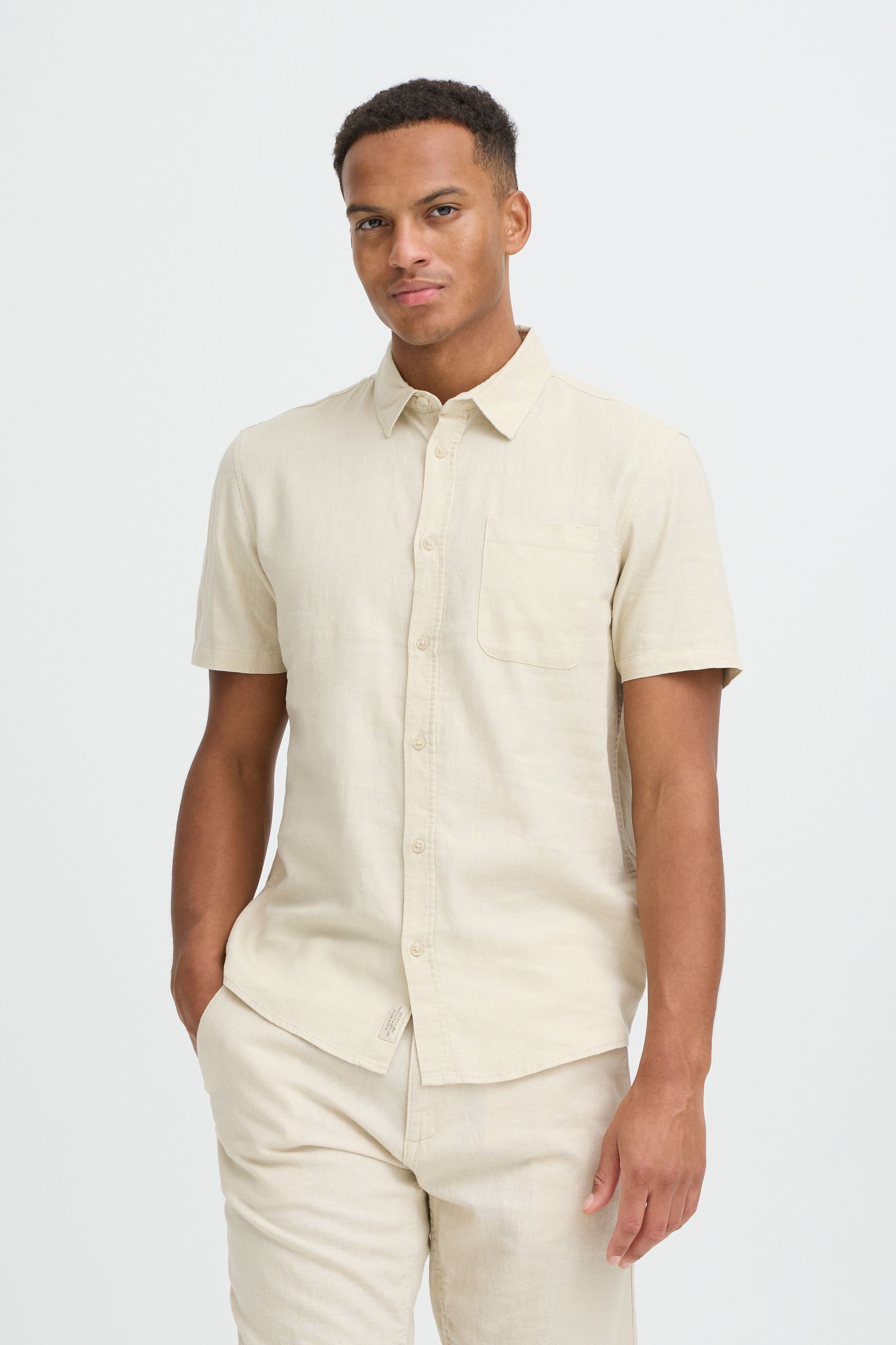 Blend Leinenhemd BHLins Stilvolles Kurzarmhemd aus Leinenmix