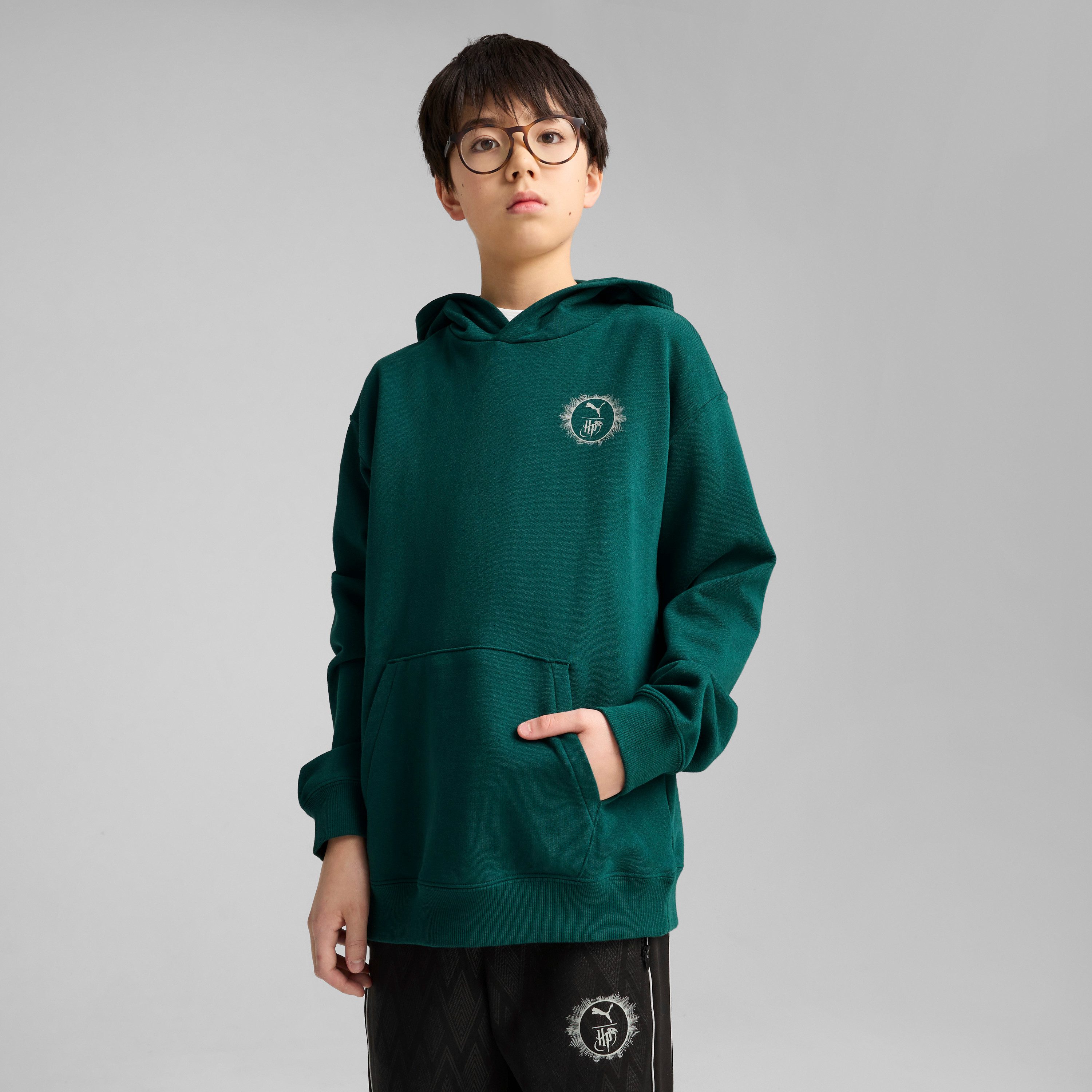 PUMA Kapuzensweatshirt X HARRY POTTER RELAXED GRAPHIC HOODIE TR mit Kängurutasche, mit gerippten Bündchen und Saum