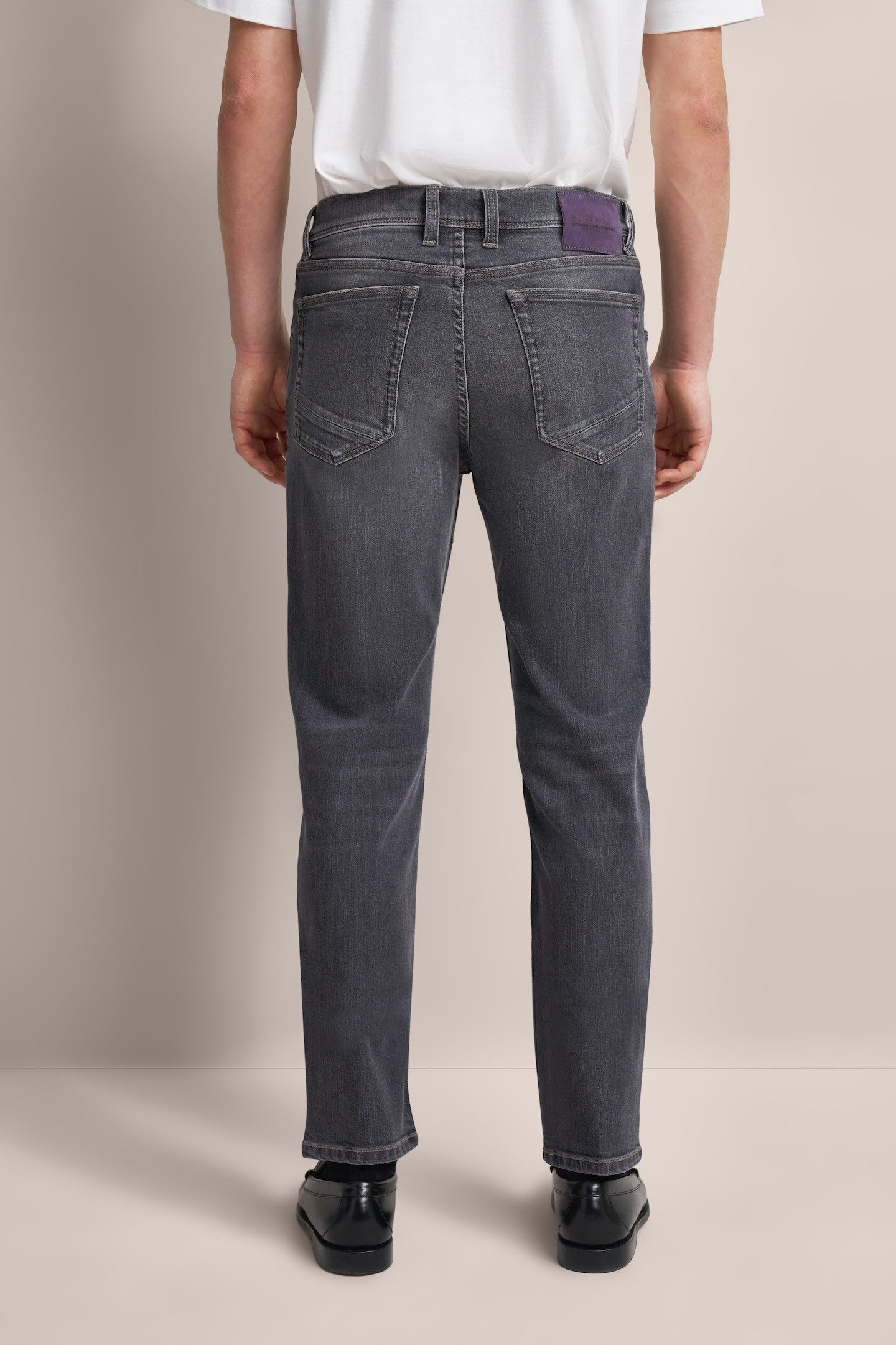 bugatti 5-Pocket-Jeans mit dezenter Waschung günstig online kaufen