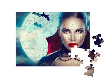 puzzleYOU Puzzle Porträt einer Vampirfrau vor Vollmond, 48 Puzzleteile, puzzleYOU-Kollektionen Vampire