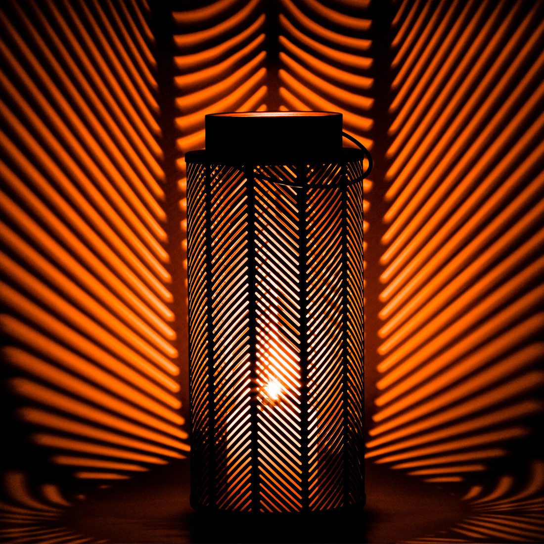 Marrakesch Orient & Mediterran Interior Kerzenlaterne 2er Set Modernes Gartenwindlicht Arvid edel aus Glas in Schwarz 33 cm (2 St), Handarbeit