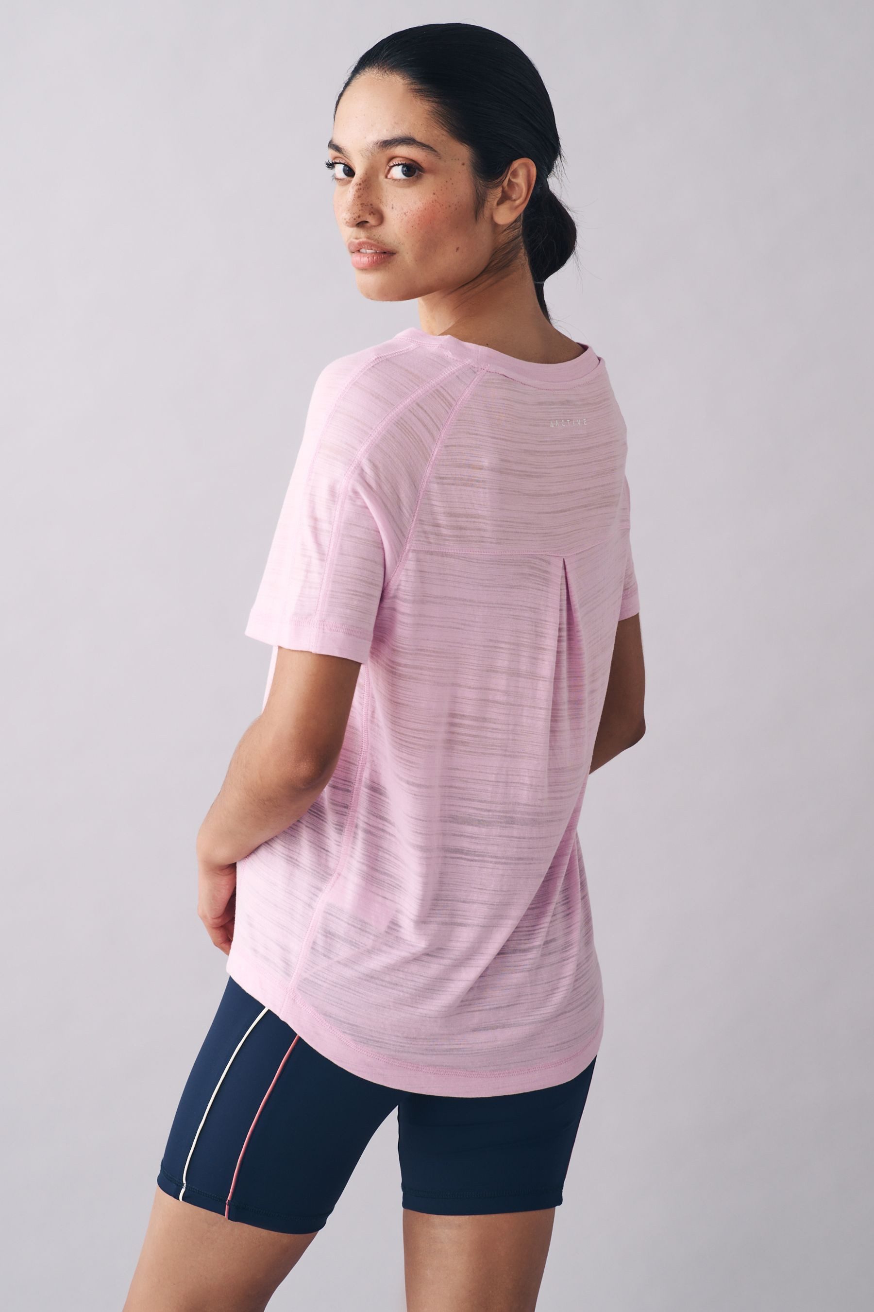 Next T-Shirt Leichtes Sporttop (1-tlg) günstig online kaufen