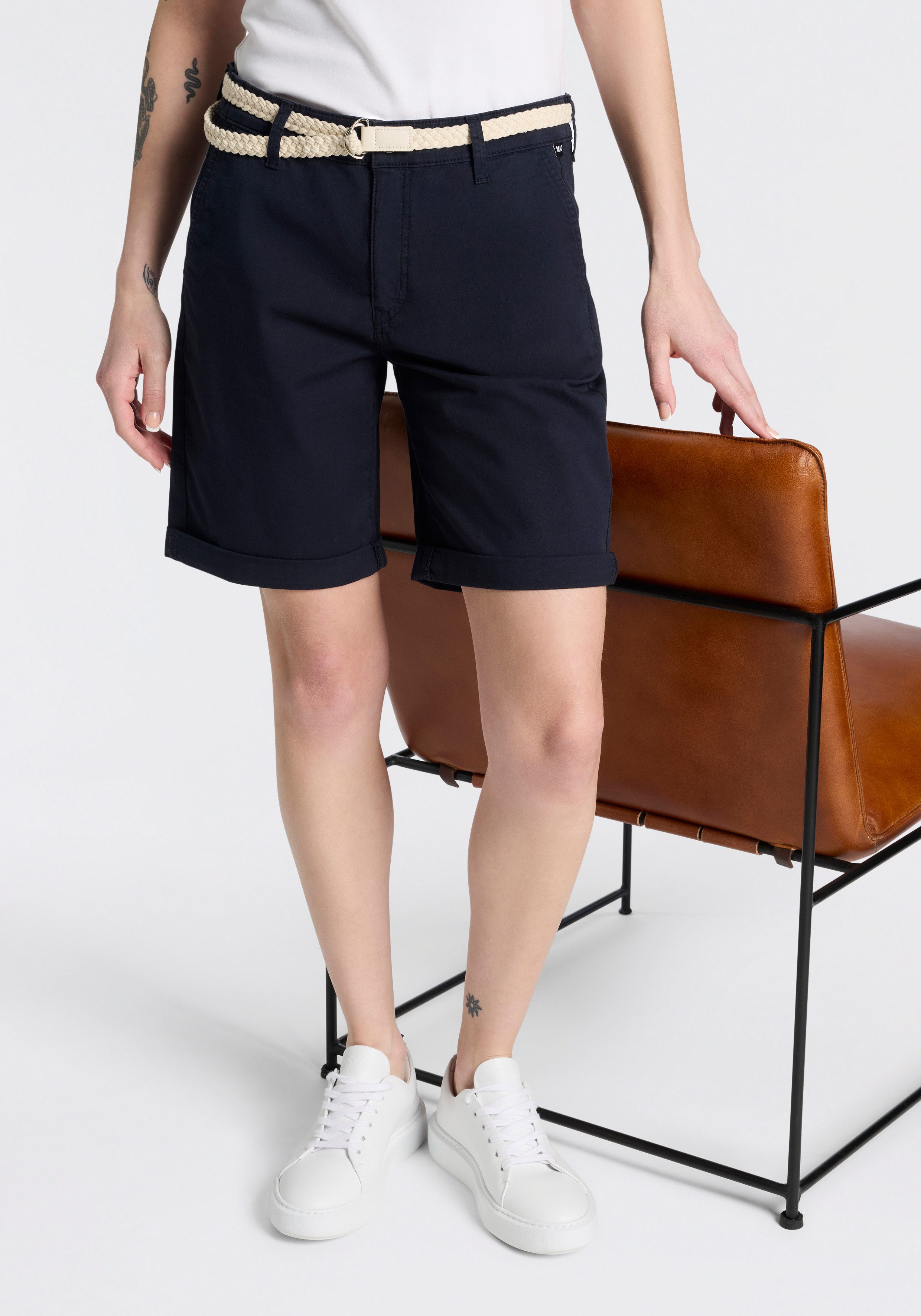 MAC Chinoshorts CHINO SHORTS belt inklusive Flecht- Gürtel