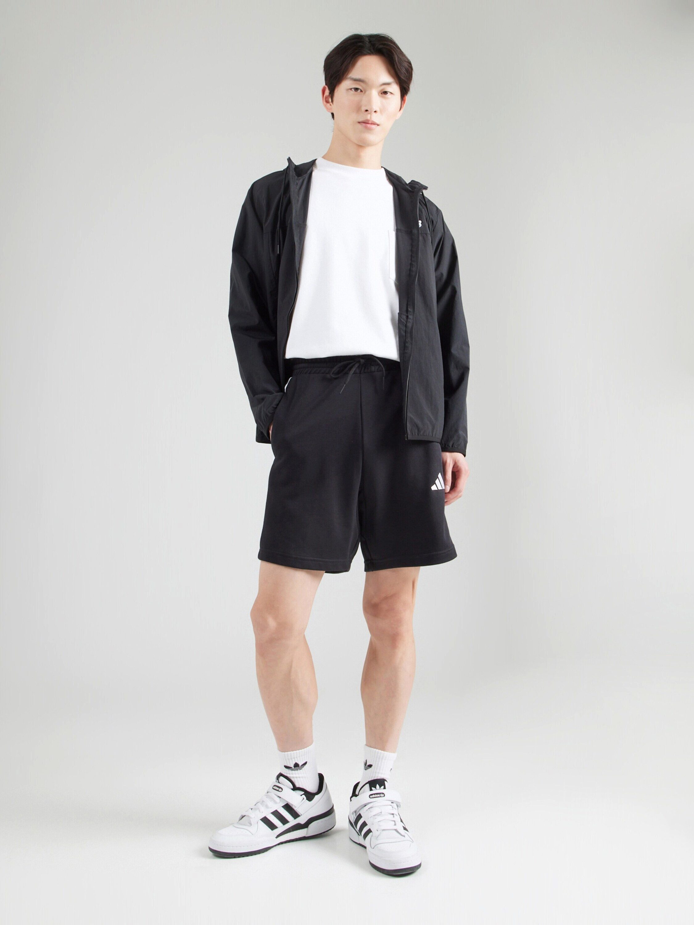 adidas Sportswear Sporthose Essentials (1-tlg)