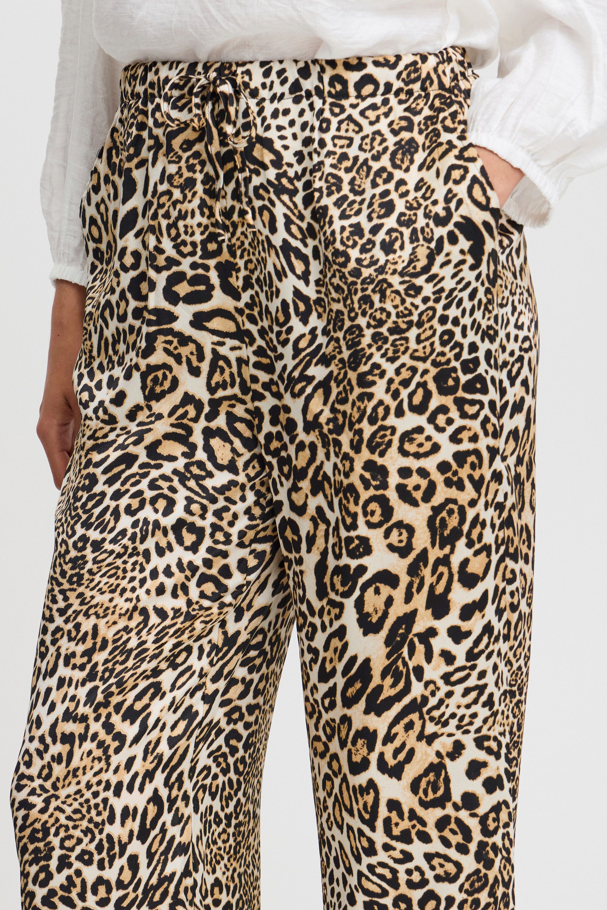 b.young Stoffhose BYICAT PANTS - LIGHT WOVEN