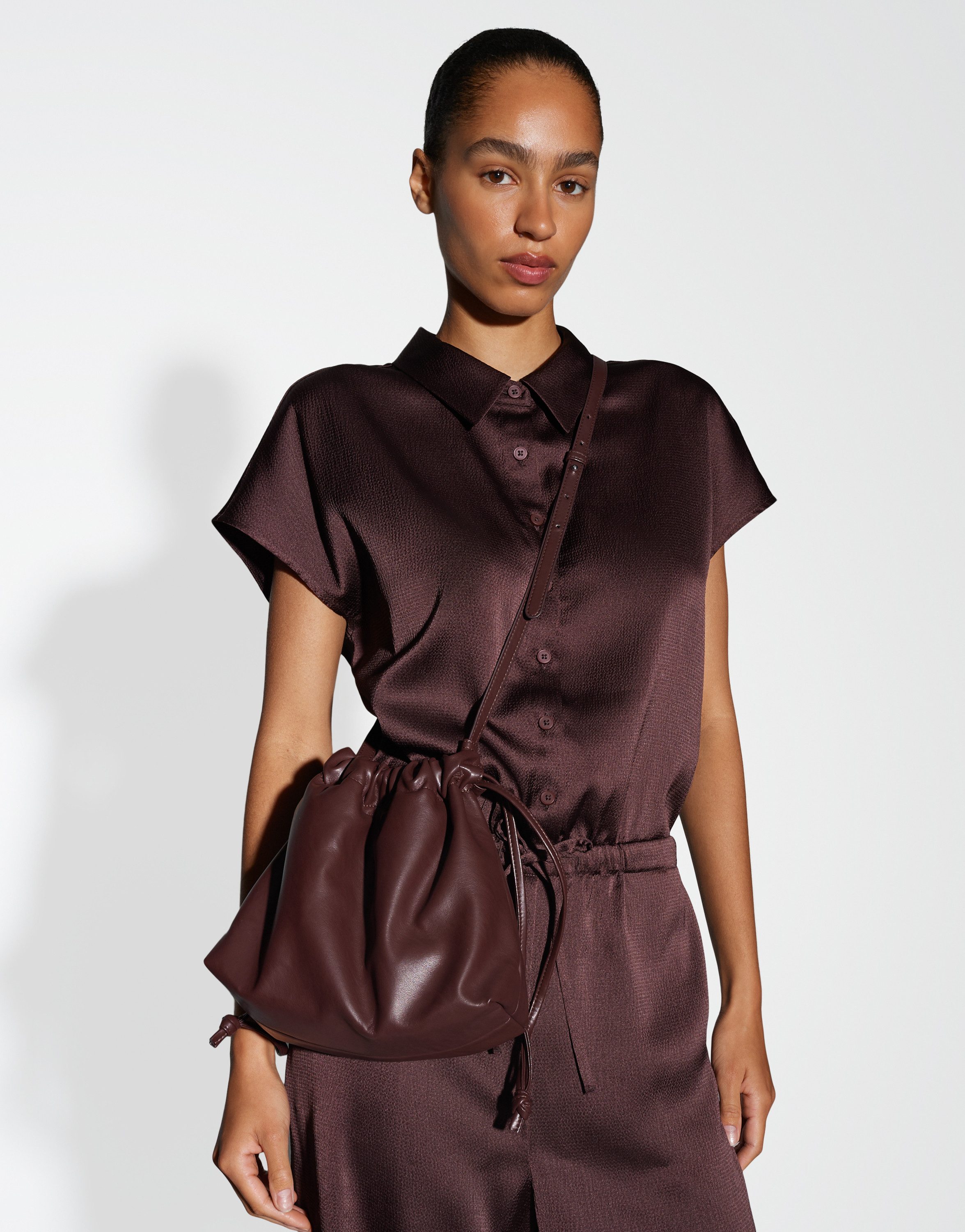 OPUS Umhängetasche ABAUSCHI aus Kunstleder