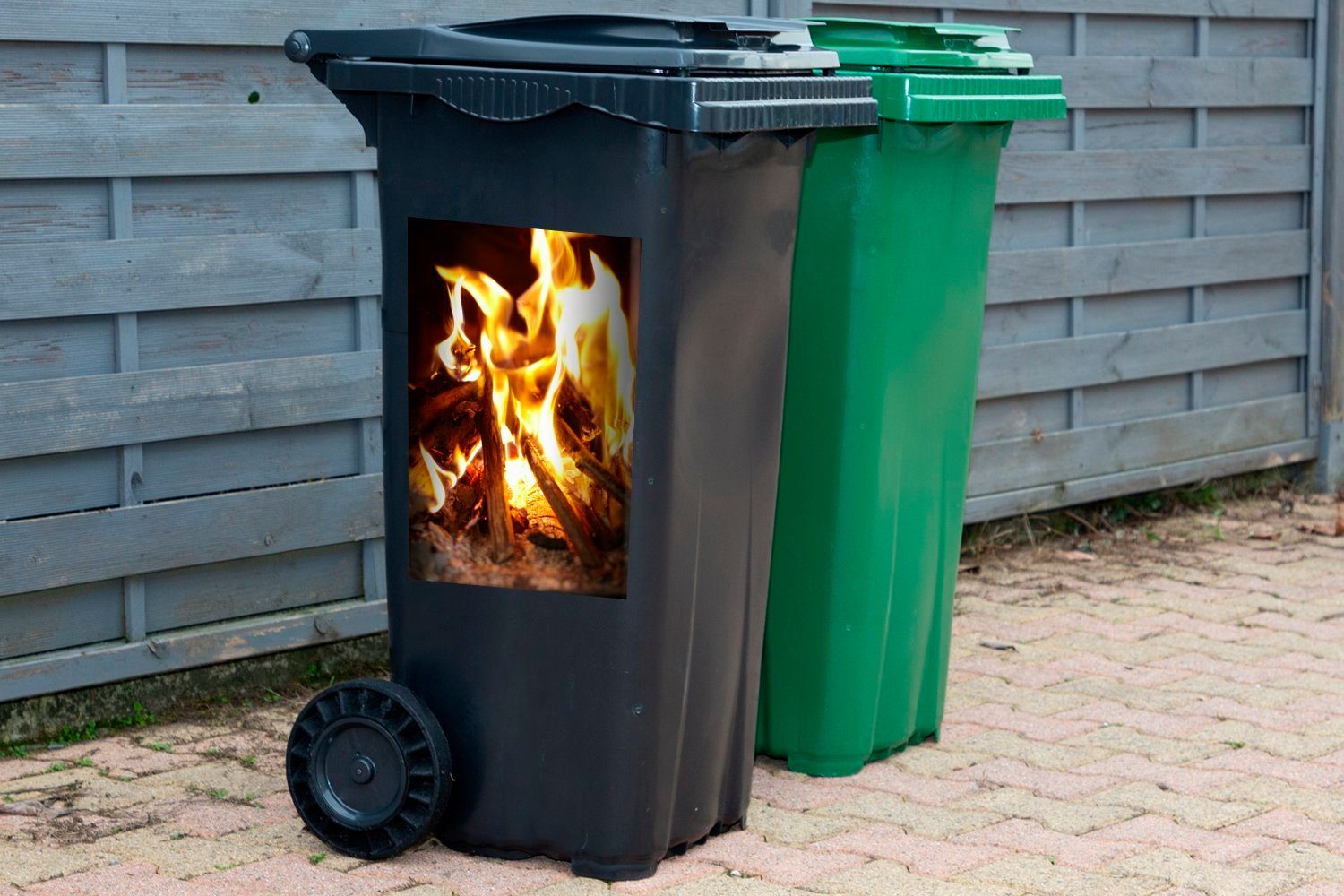 Mülleimer-aufkleber, Ein (1 St), Mülltonne, Kamin mit Feuer Wandsticker MuchoWow Abfalbehälter Container, Sticker,